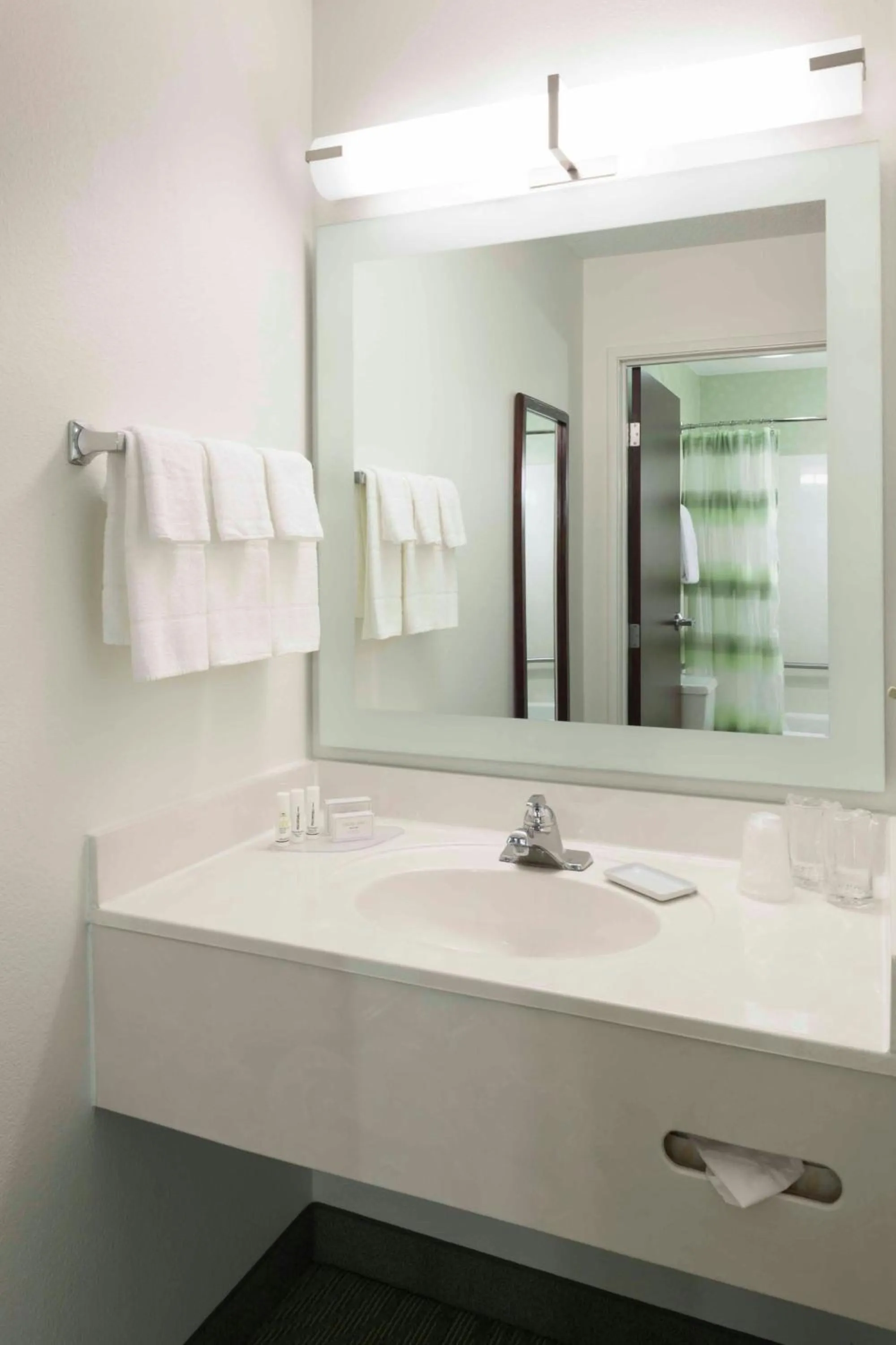 Bathroom in SpringHill Suites Kansas City Overland Park