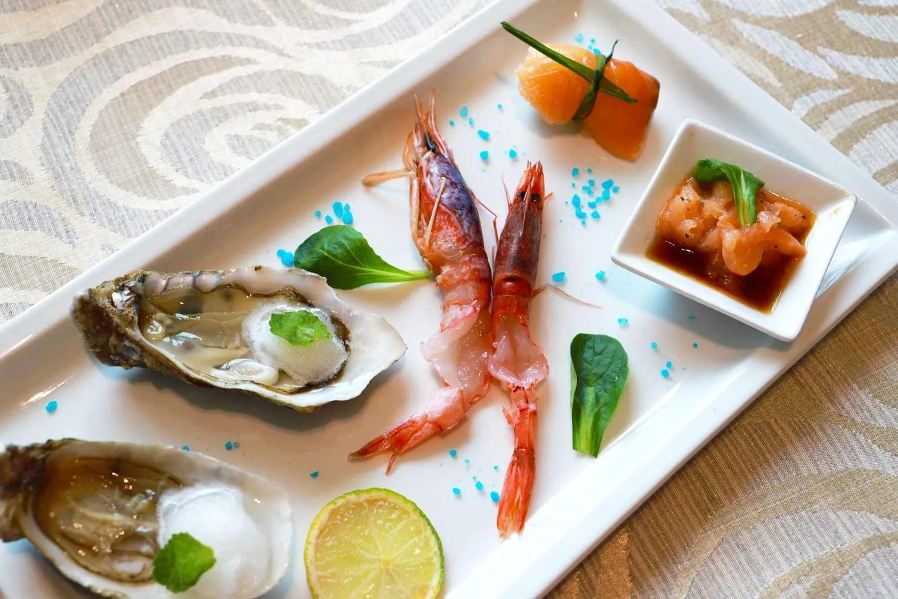 Food and drinks in Jonico Hotel