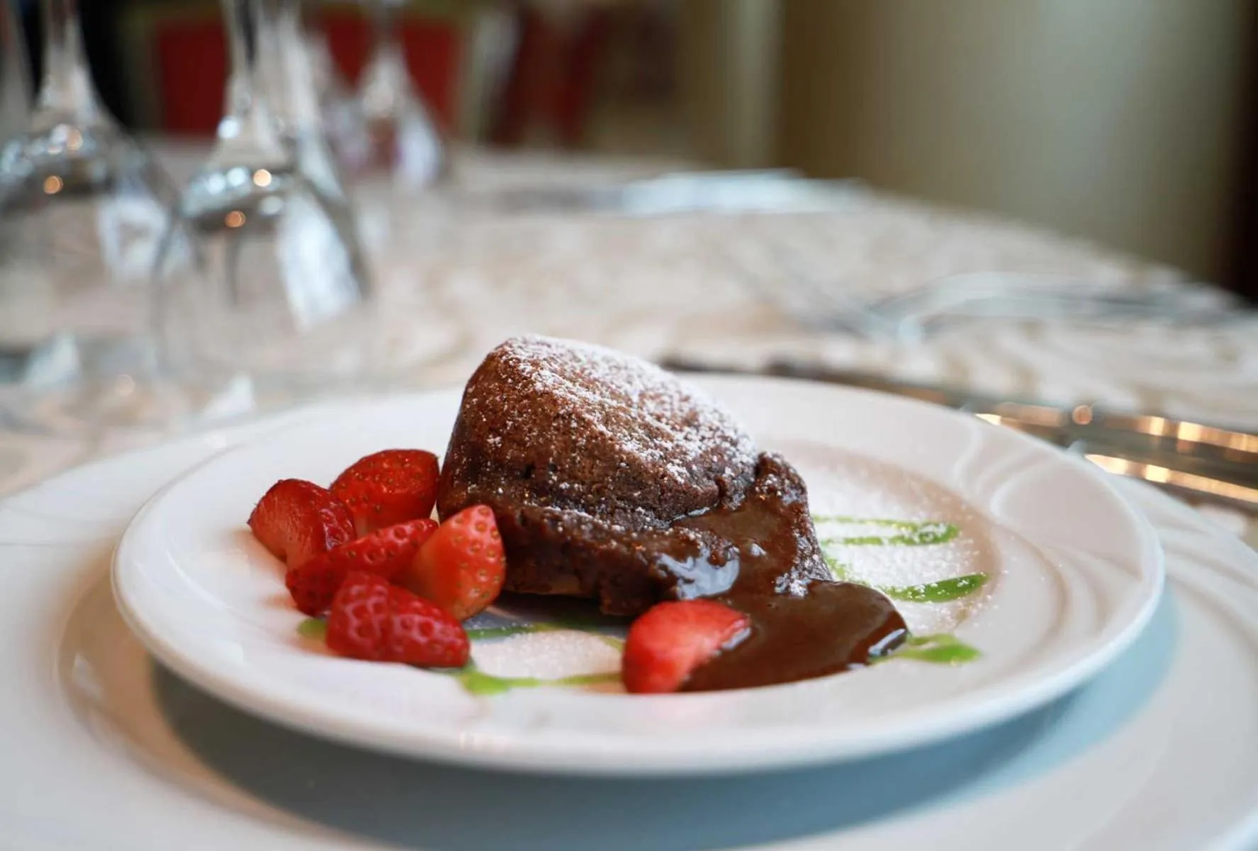 Food and drinks in Jonico Hotel