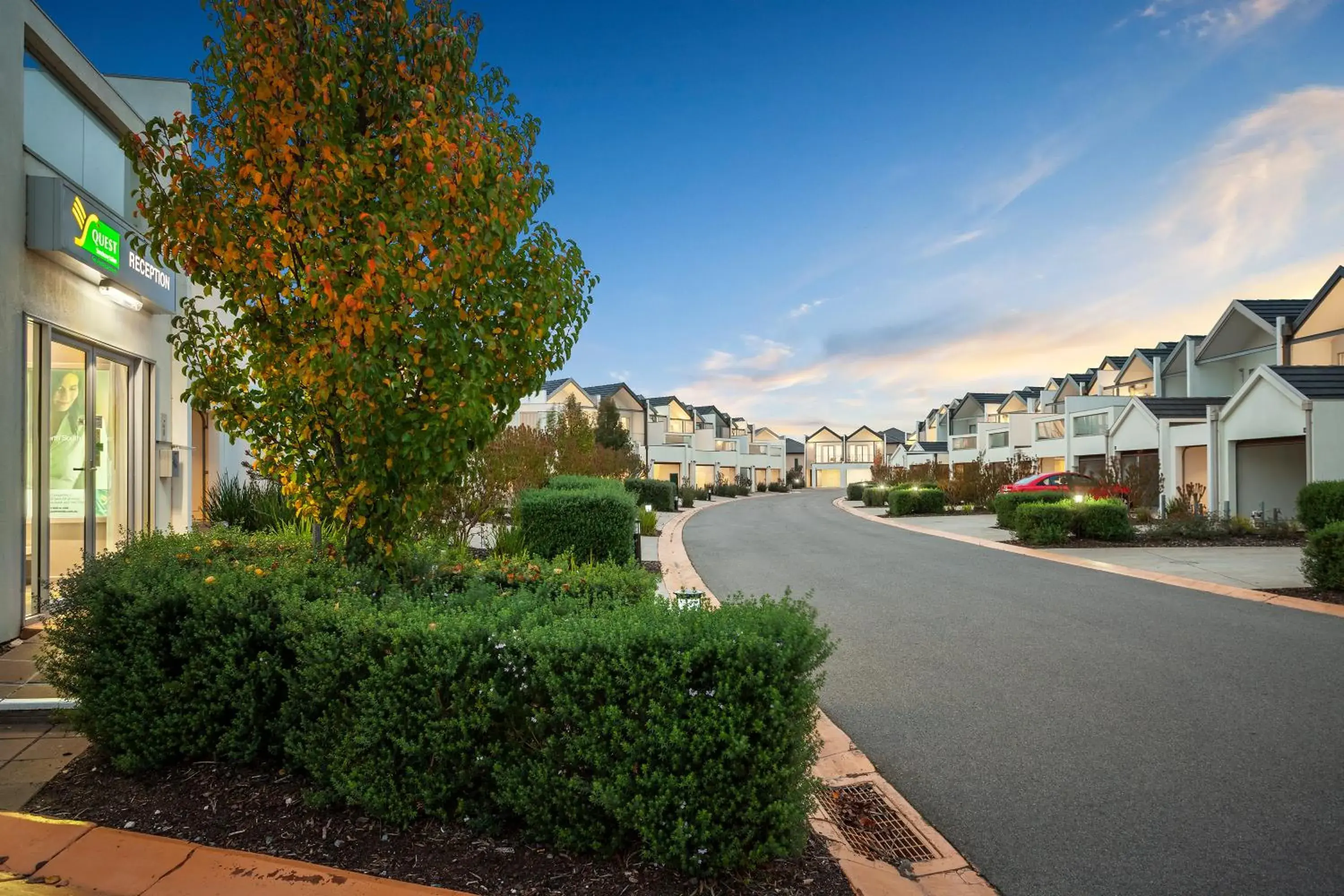 Facade/entrance in Quest Sanctuary Lakes Facade/entrance in Quest Sanctuary Lakes