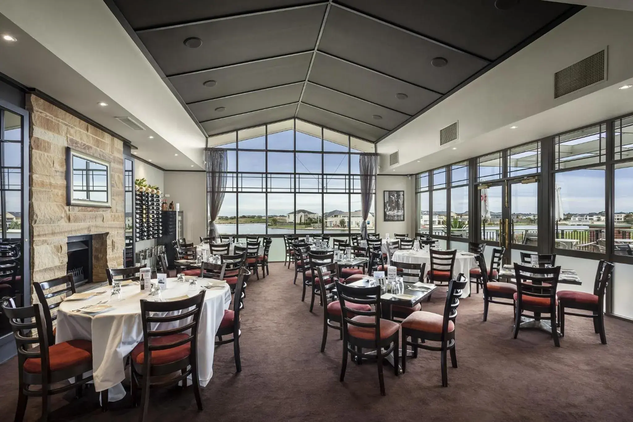 Restaurant/places to eat in Quest Sanctuary Lakes Restaurant/places to eat in Quest Sanctuary Lakes