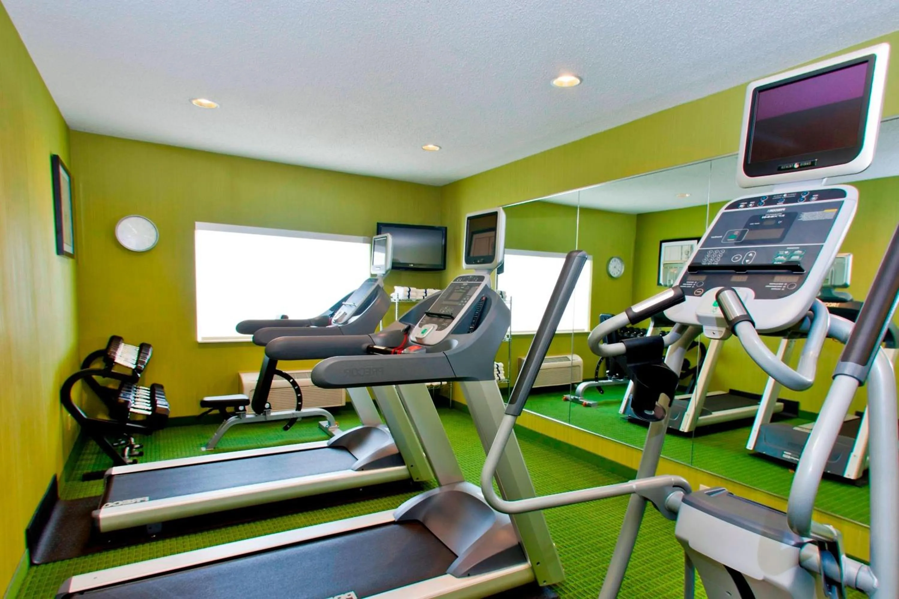 Fitness centre/facilities in Fairfield Inn & Suites Joliet North/Plainfield