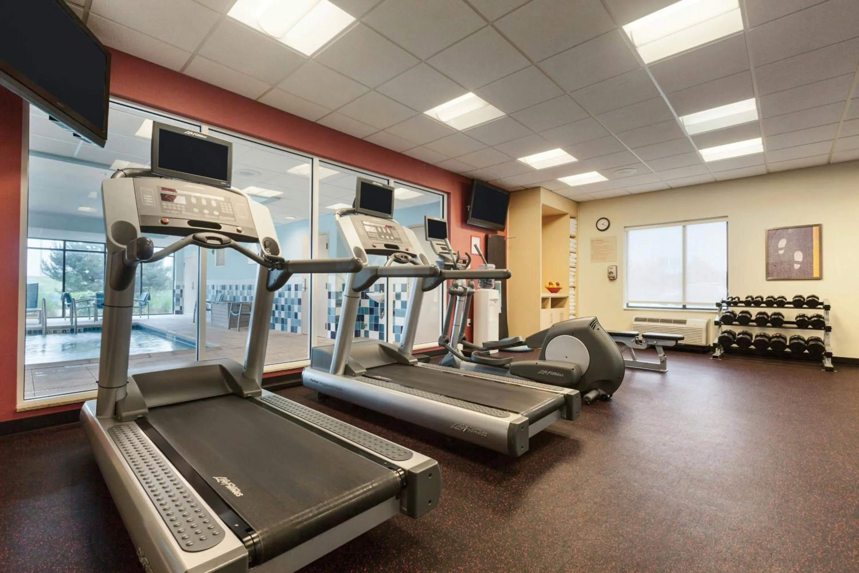 Fitness centre/facilities in TownePlace Suites Joliet South