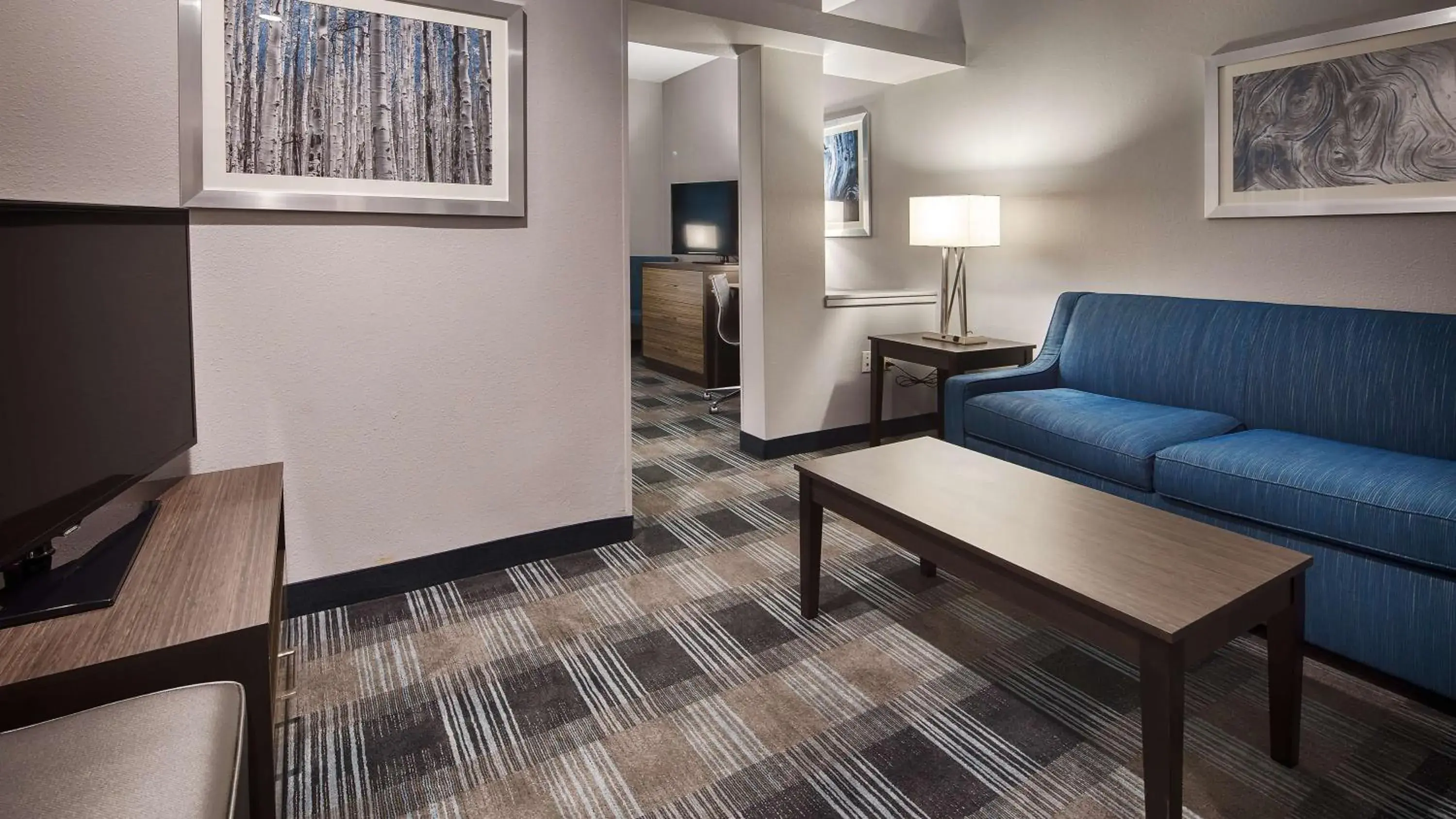 Executive King Suite - Non-Smoking in Best Western Town Center Inn Executive King Suite - Non-Smoking in Best Western Town Center Inn