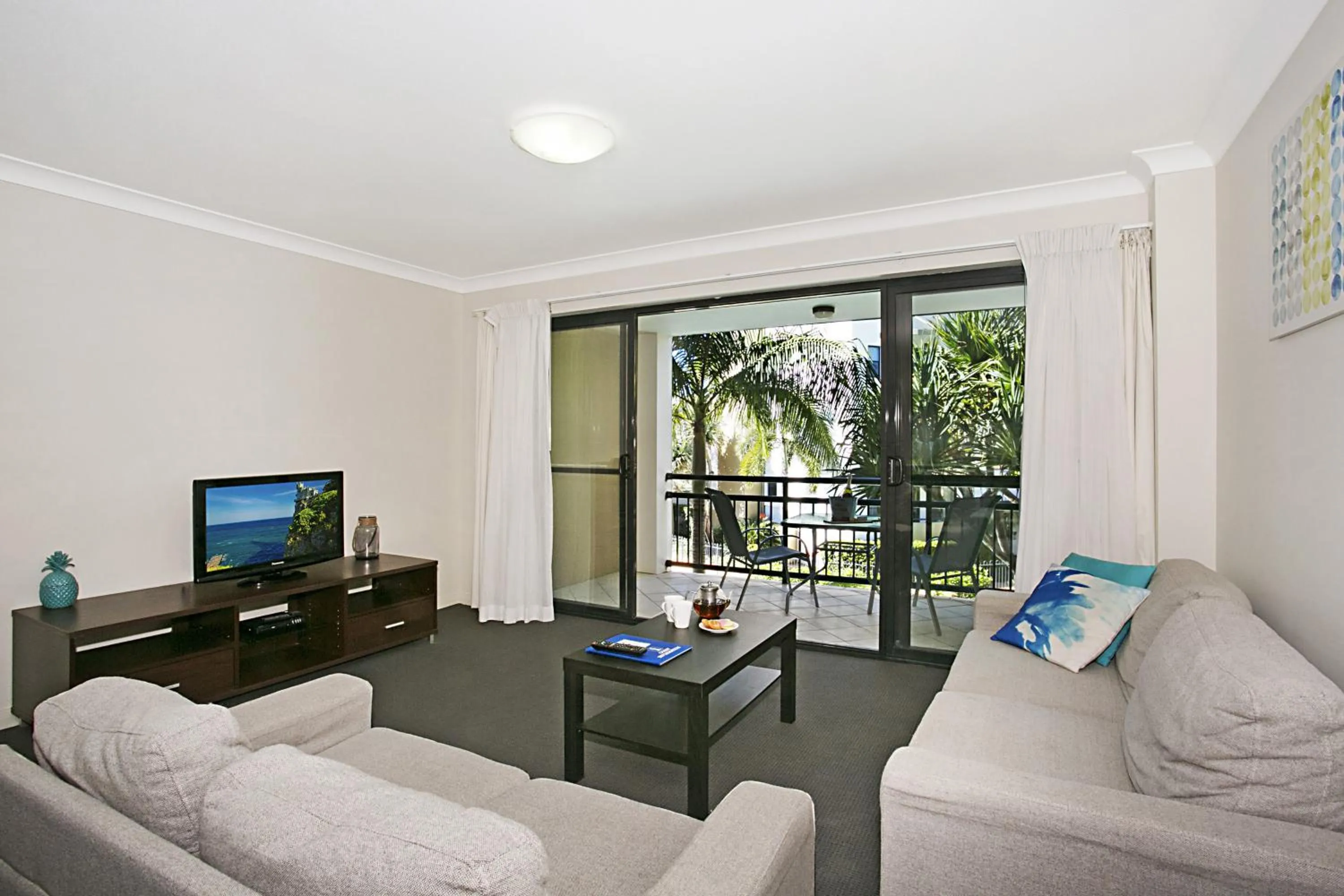 BBQ facilities in Sandcastles On The Broadwater
