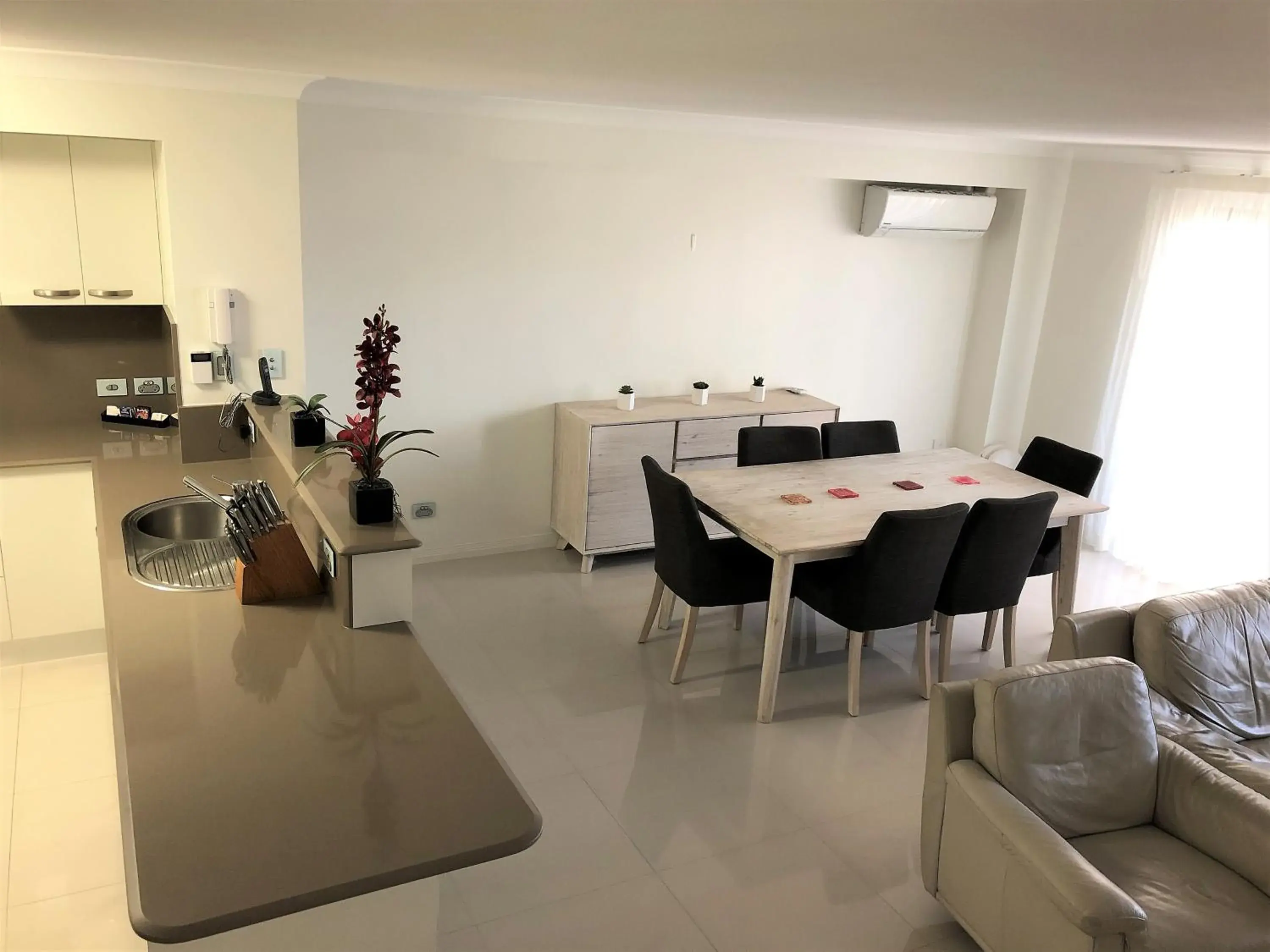 Living room in Sandcastles On The Broadwater Living room in Sandcastles On The Broadwater