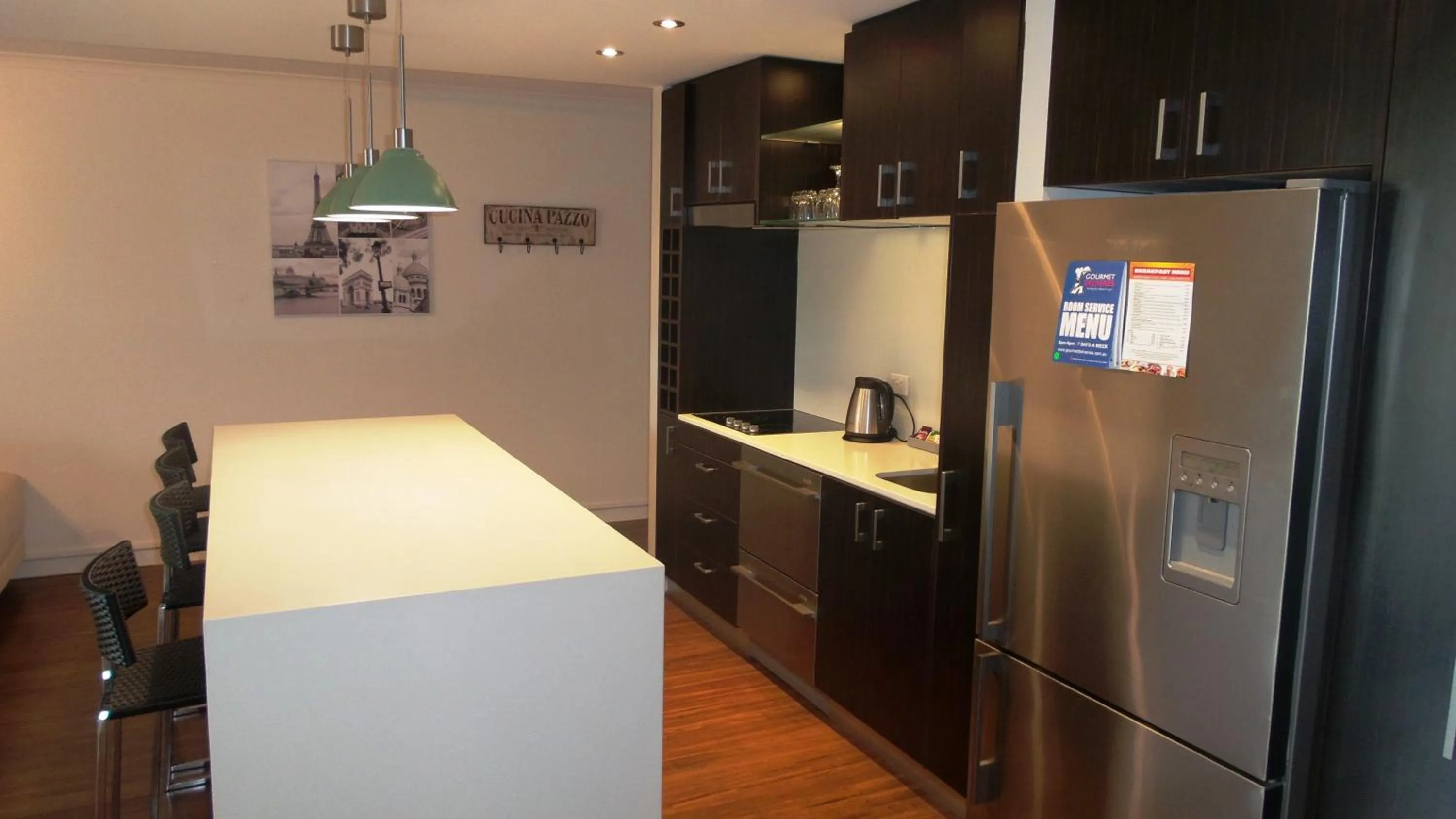 Kitchen or kitchenette in Surfers Beachside Holiday Apartments