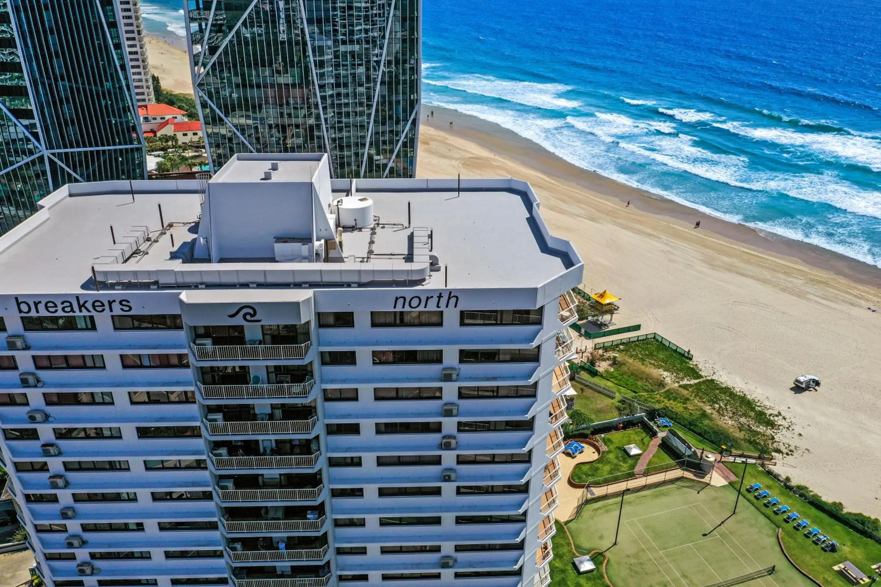 Bird's eye view in Breakers North Absolute Beachfront Apartments - Official