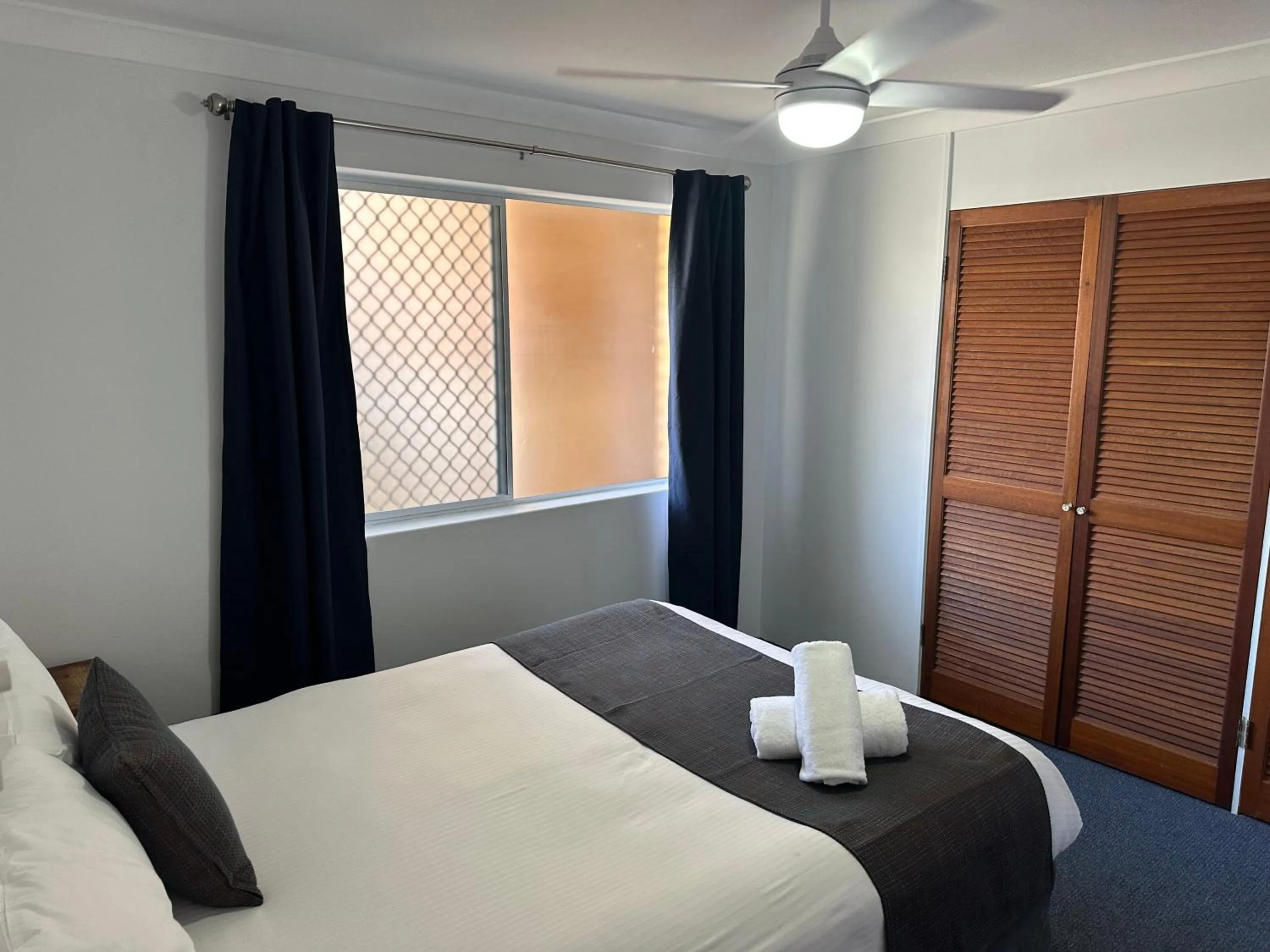 Bedroom, Bed in Bentleigh Motor Inn