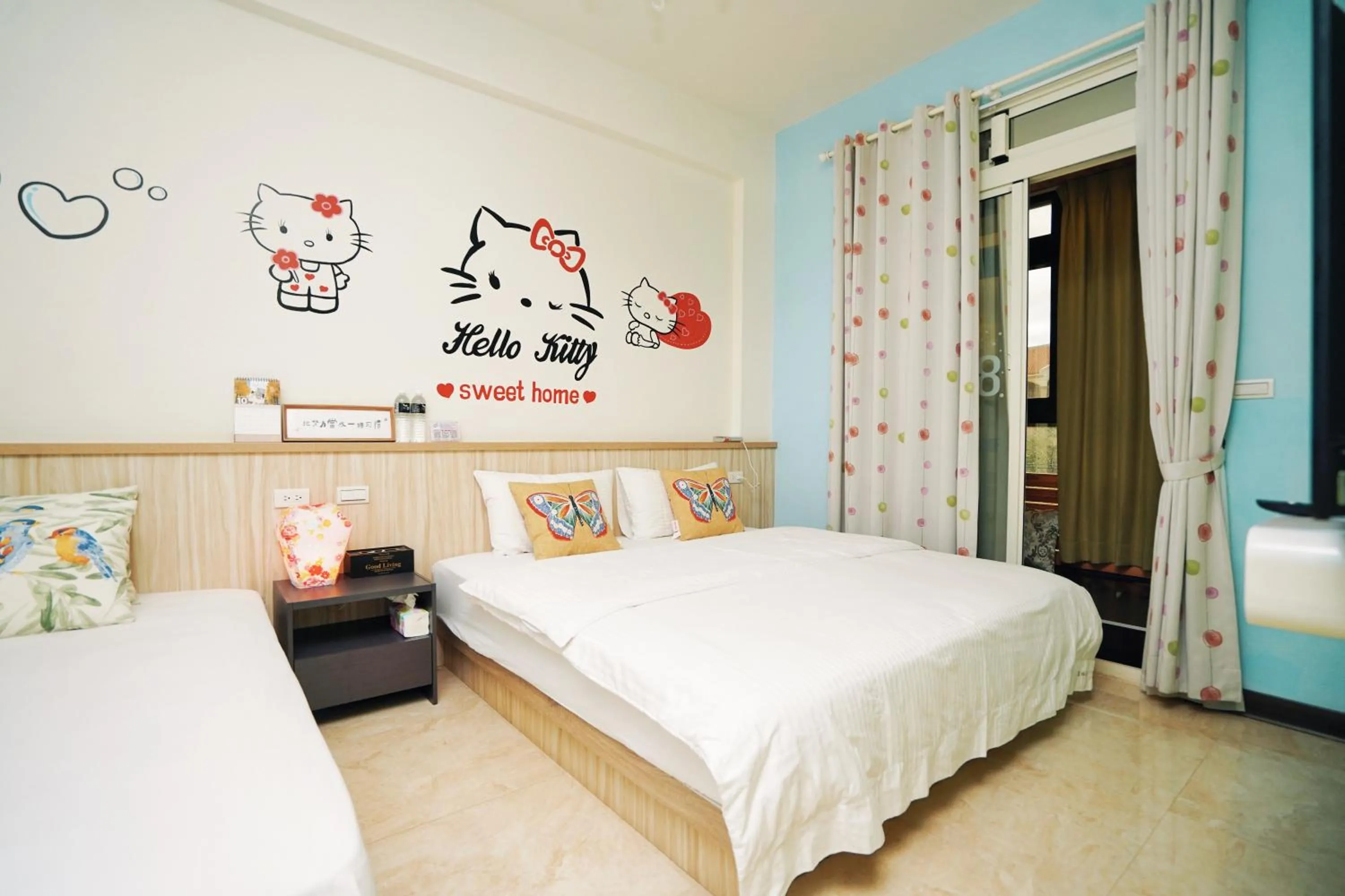 Bed in 夏之戀民宿 可包棟 近金城市區