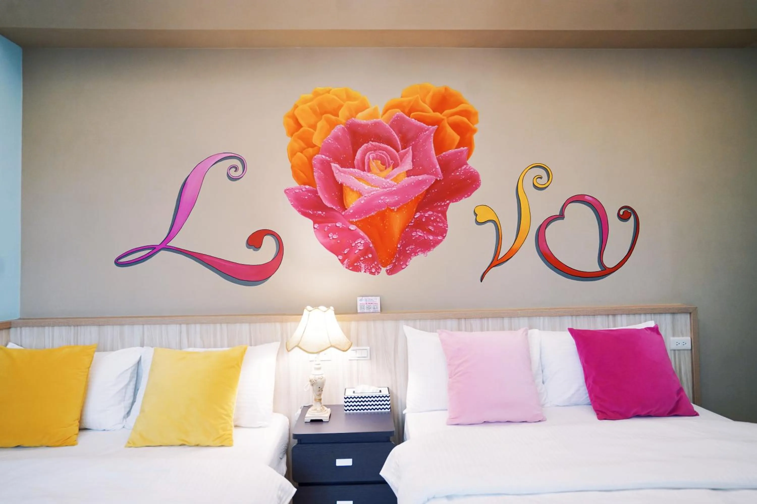 Bed in 夏之戀民宿 可包棟 近金城市區