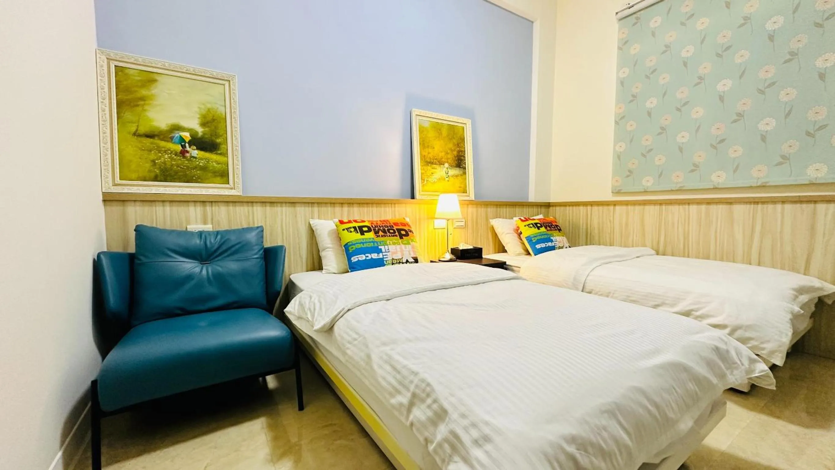 Bed in 夏之戀民宿 可包棟 近金城市區