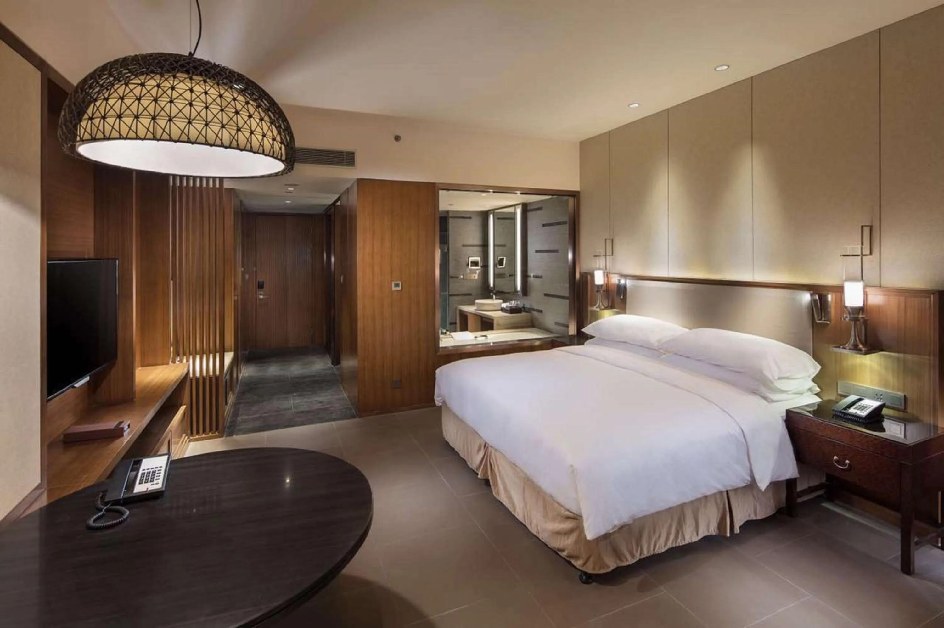 Bed in Hilton Huizhou Longmen Resort