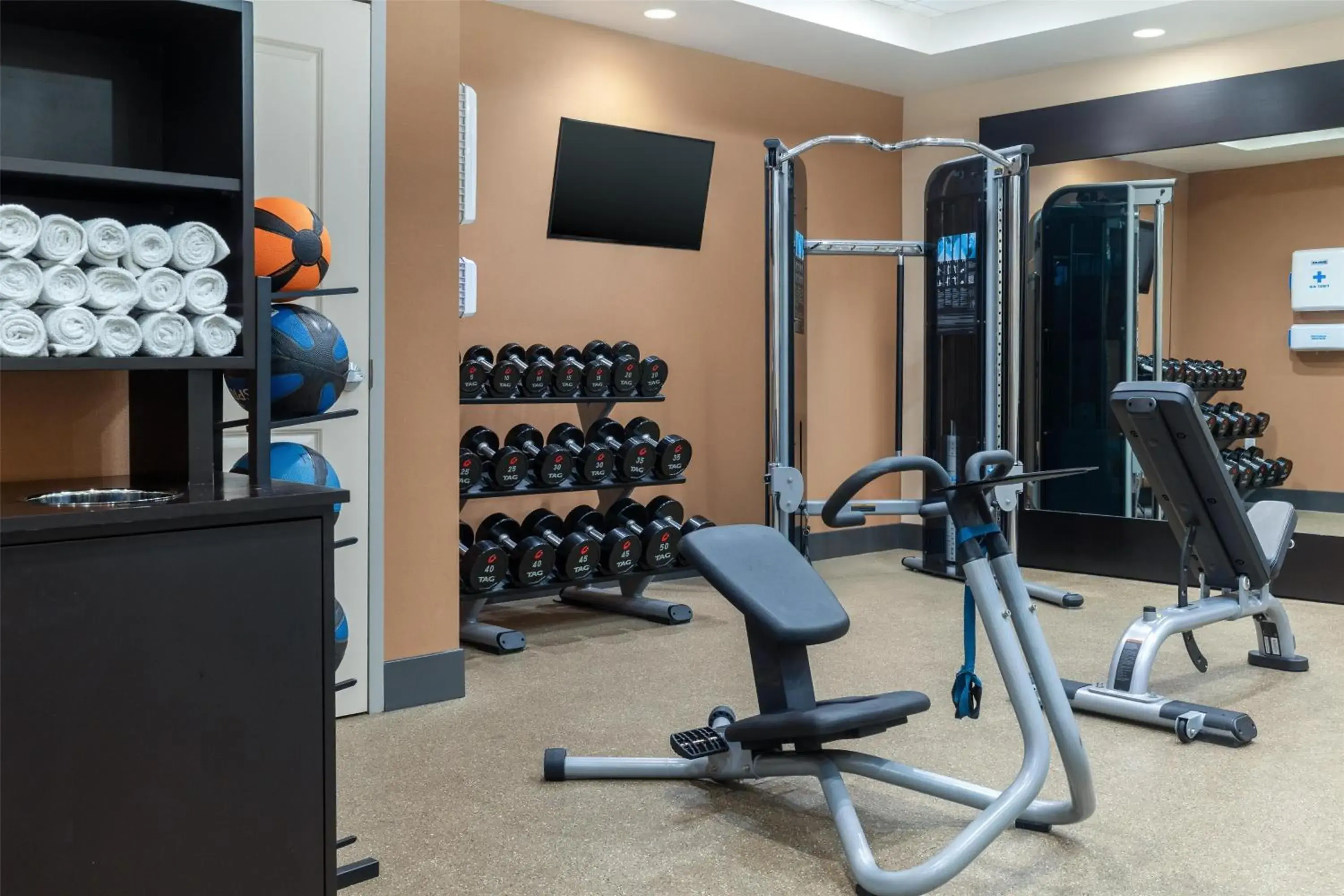 Fitness centre/facilities in Homewood Suites By Hilton Wauwatosa Milwaukee Fitness centre/facilities in Homewood Suites By Hilton Wauwatosa Milwaukee