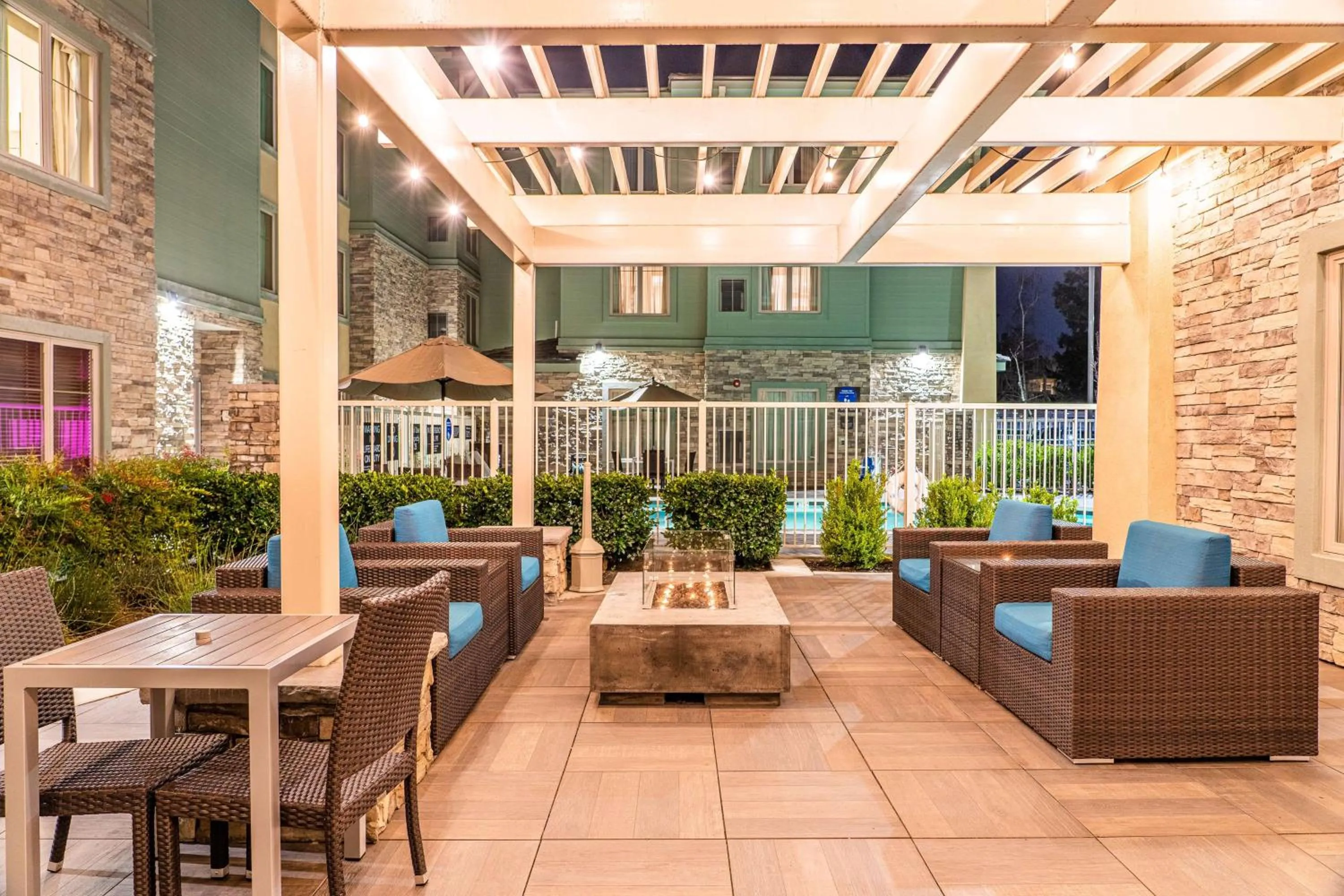 Property building in Homewood Suites by Hilton Pleasant Hill Concord