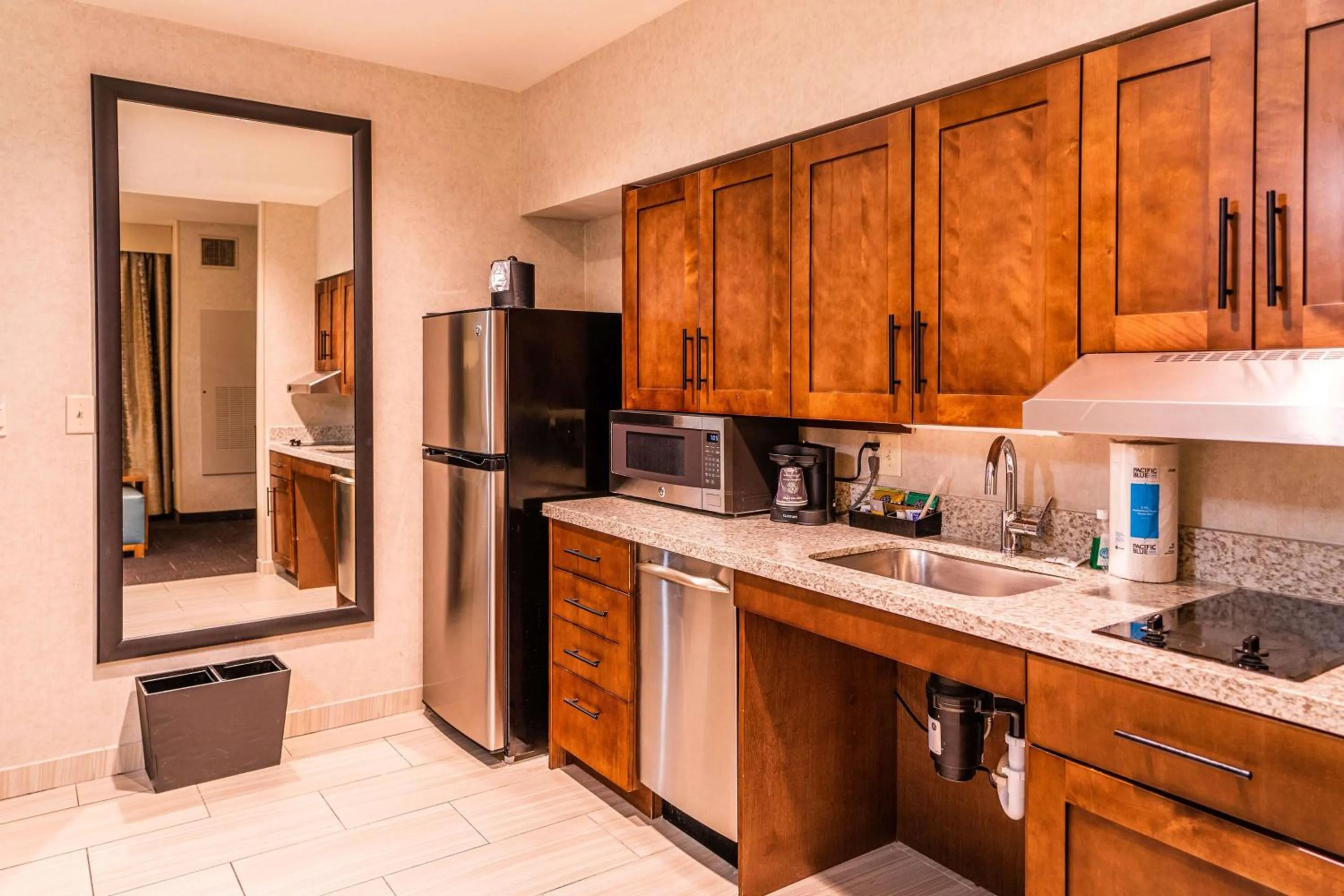 Kitchen or kitchenette in Homewood Suites by Hilton Pleasant Hill Concord