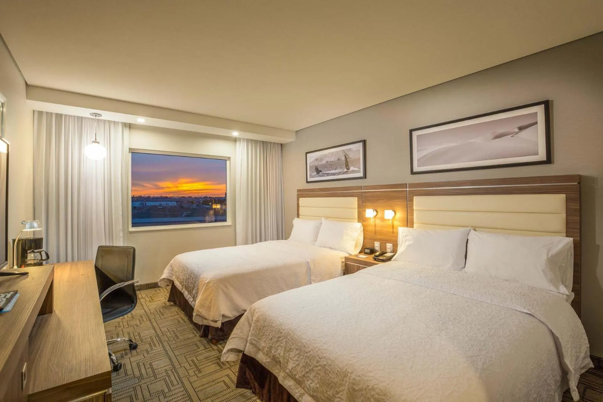 Bed in Hampton Inn By Hilton Tijuana