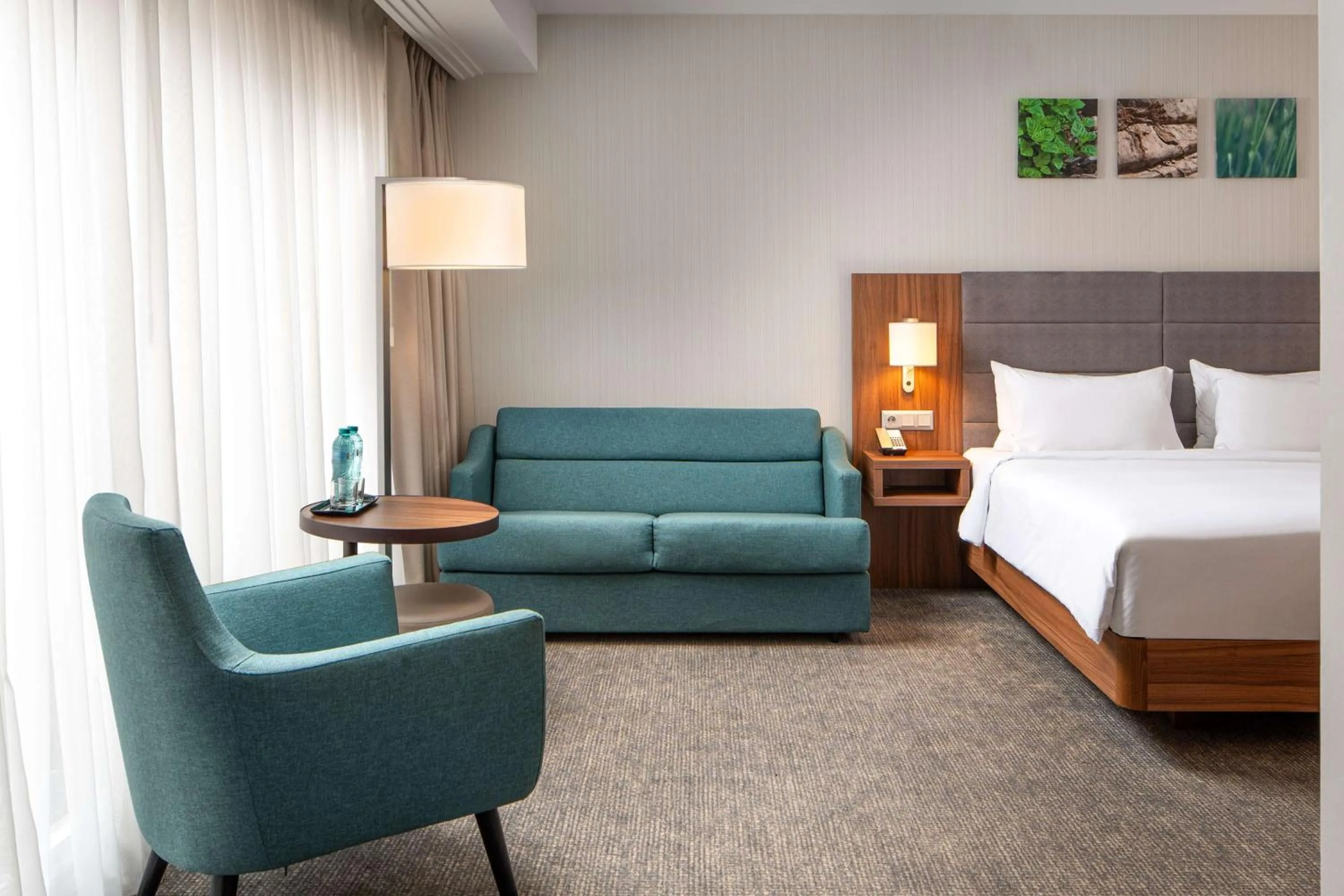 Bedroom, Bed in Hilton Garden Inn Bucharest Old Town