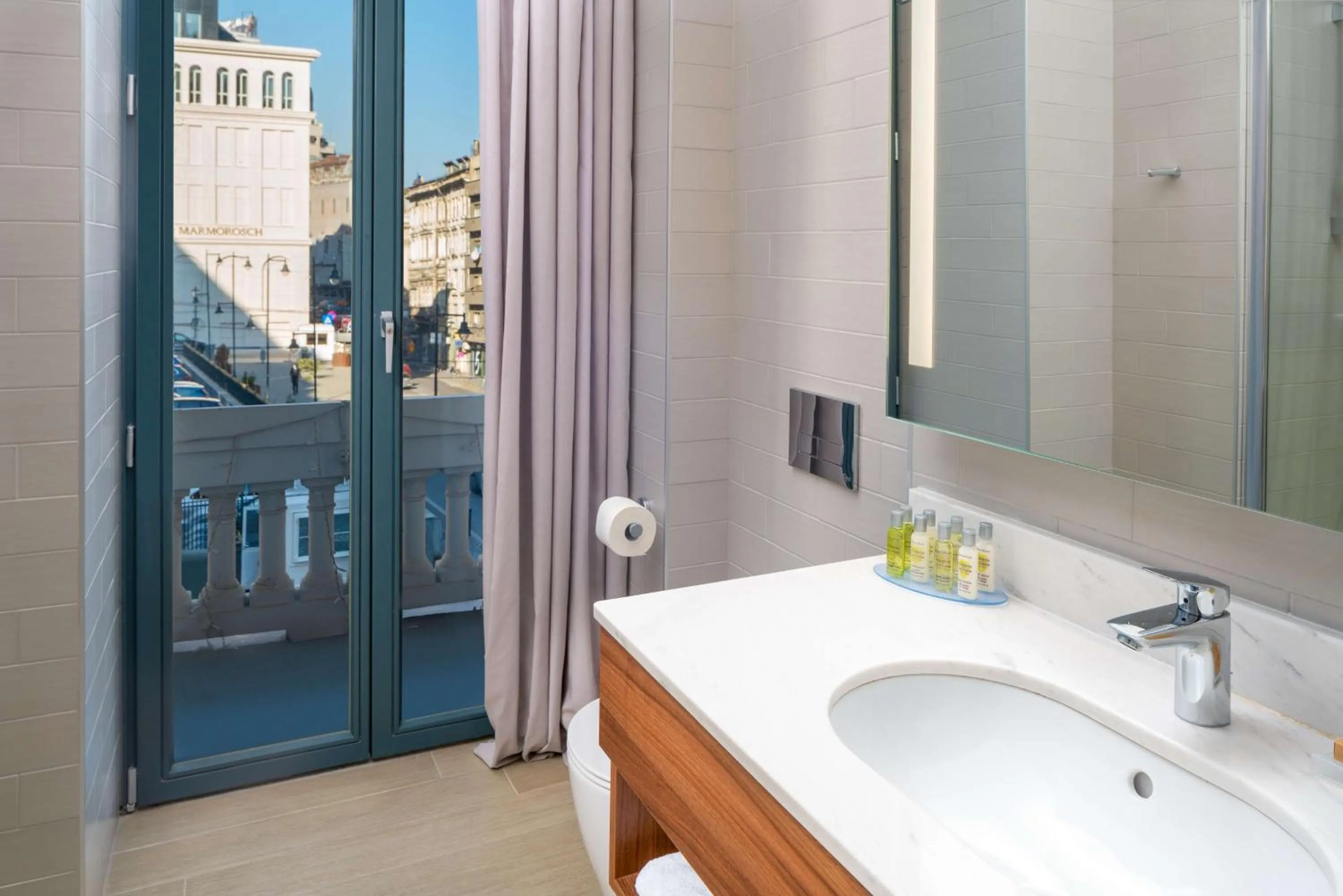 Bathroom in Hilton Garden Inn Bucharest Old Town