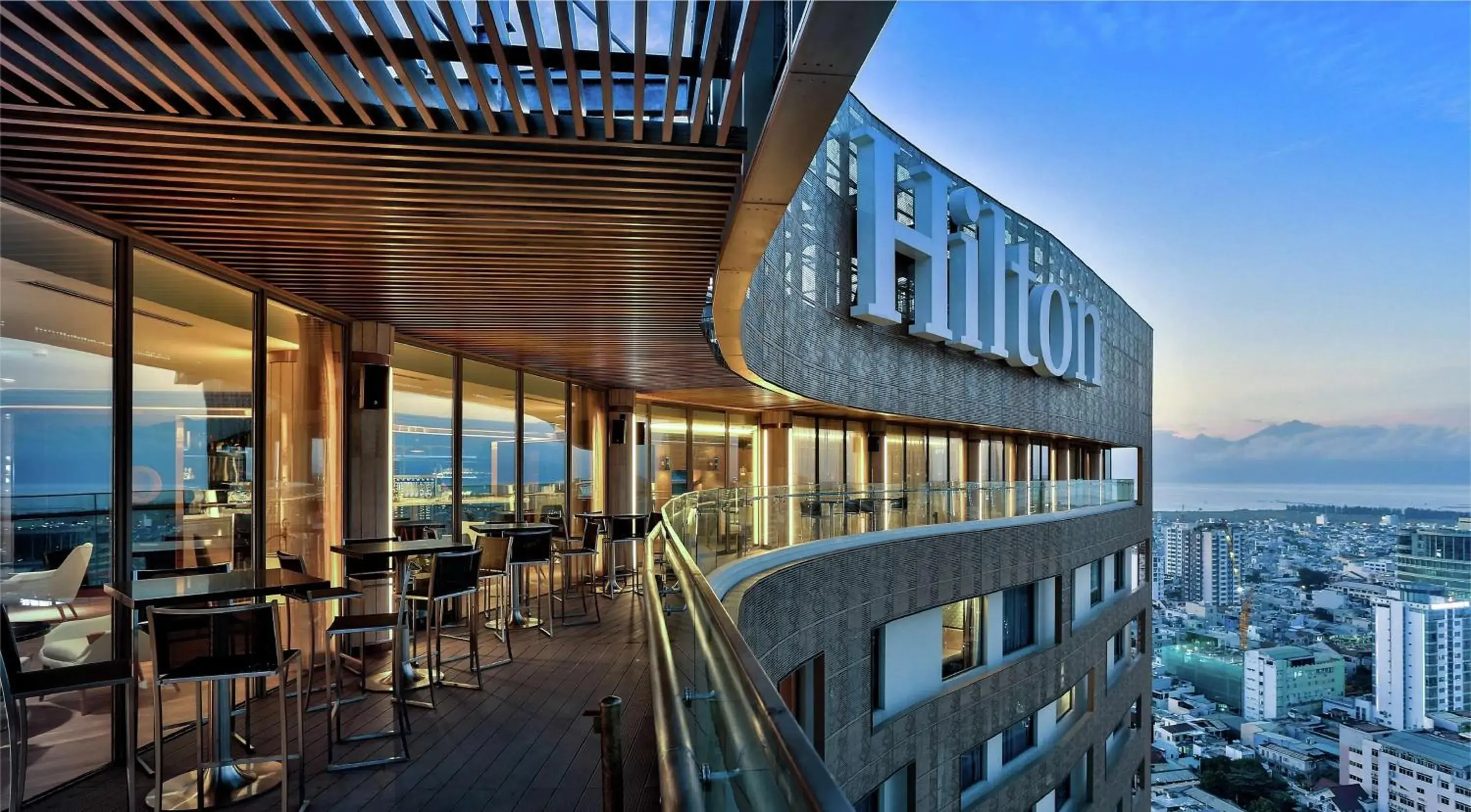 Restaurant/places to eat in Hilton Da Nang Restaurant/places to eat in Hilton Da Nang