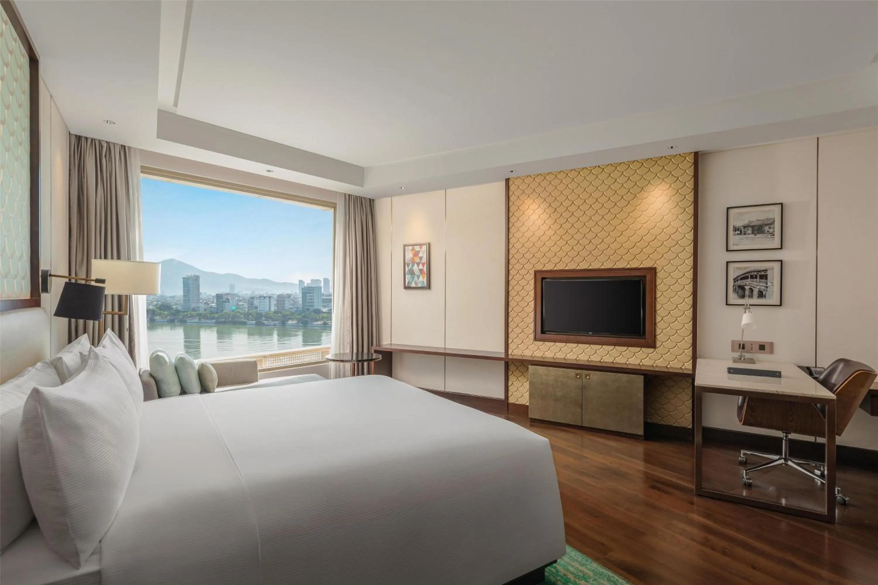 Bed in Hilton Da Nang