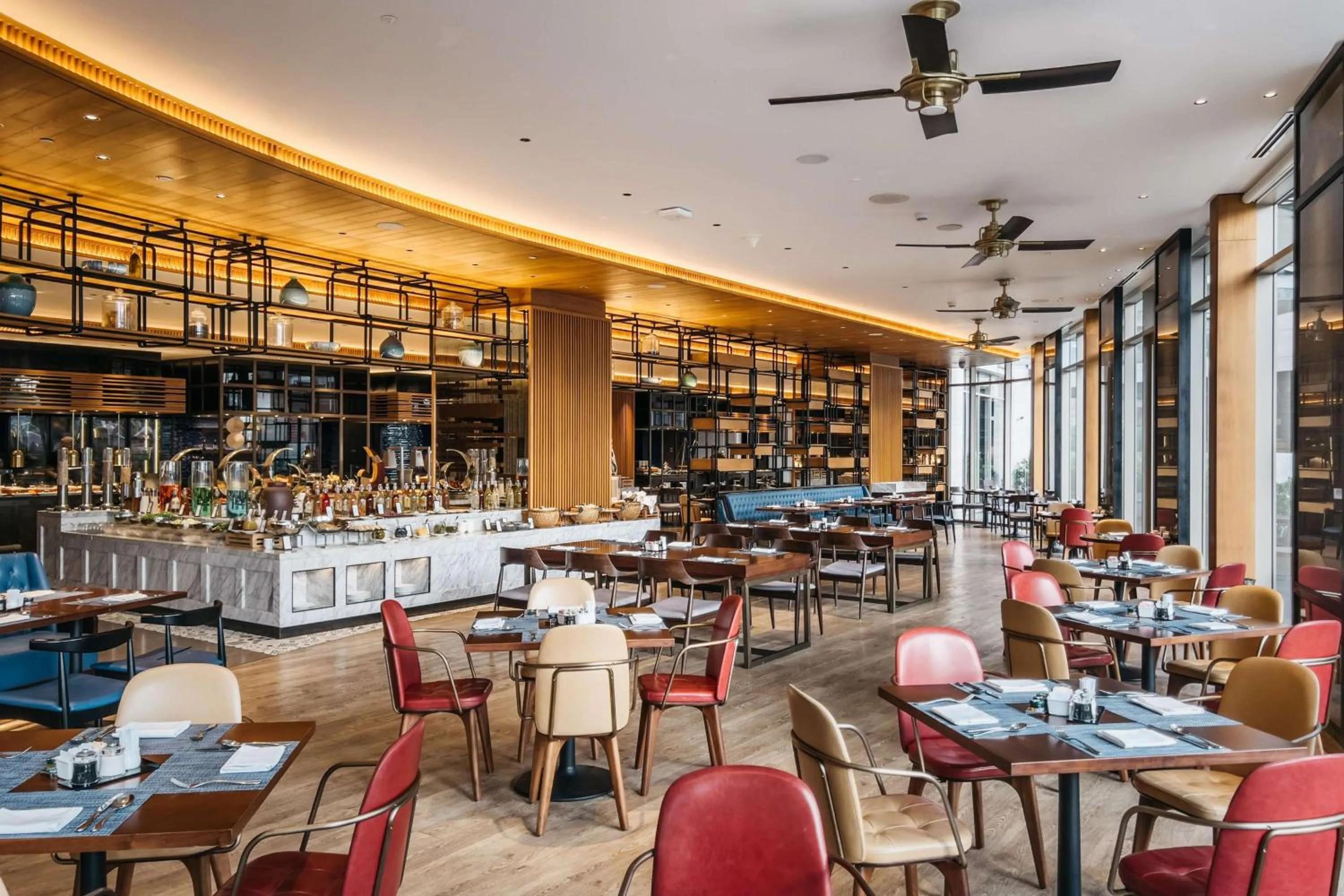 Restaurant/places to eat in Hilton Da Nang