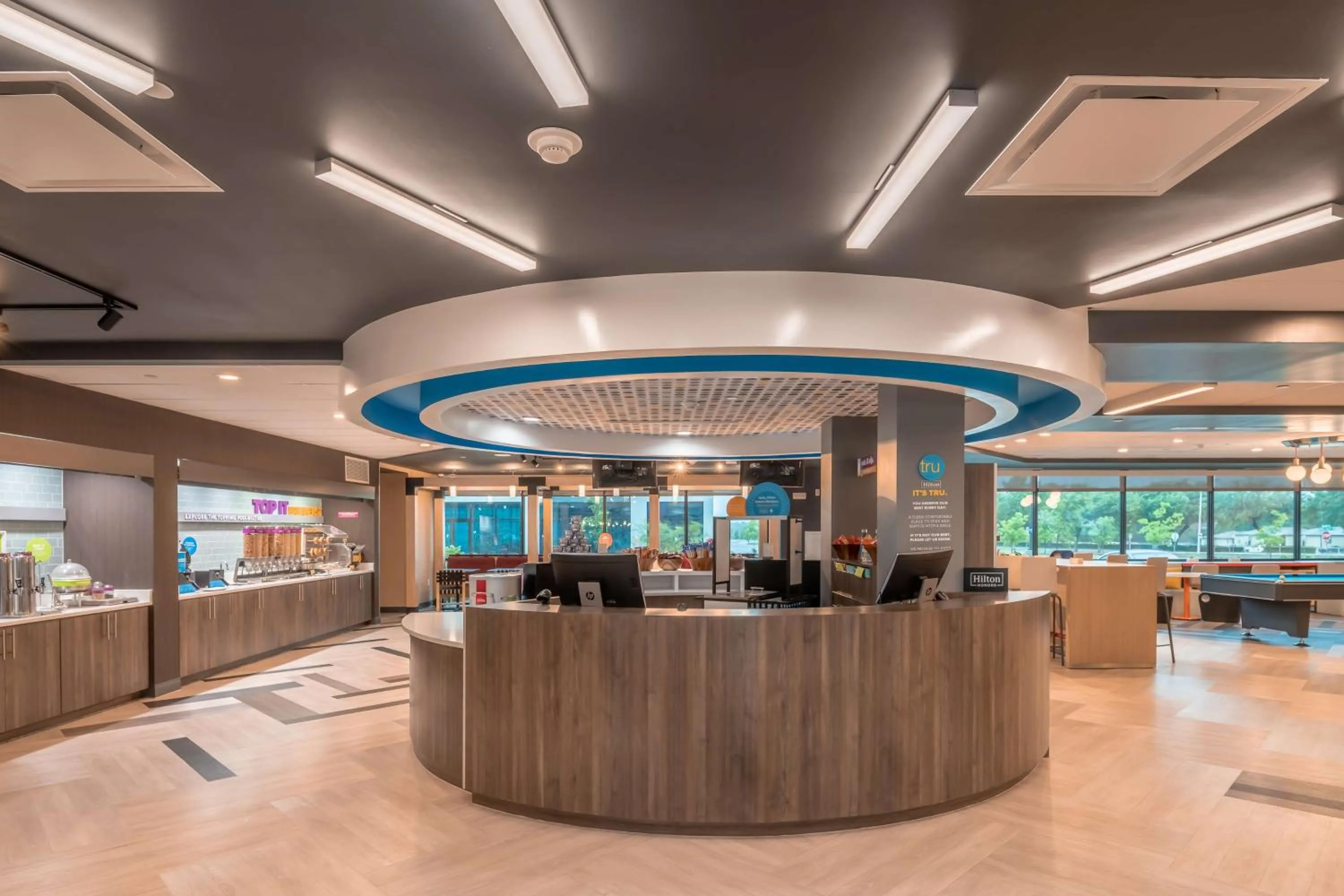 Lobby or reception in Tru by Hilton Garland Richardson