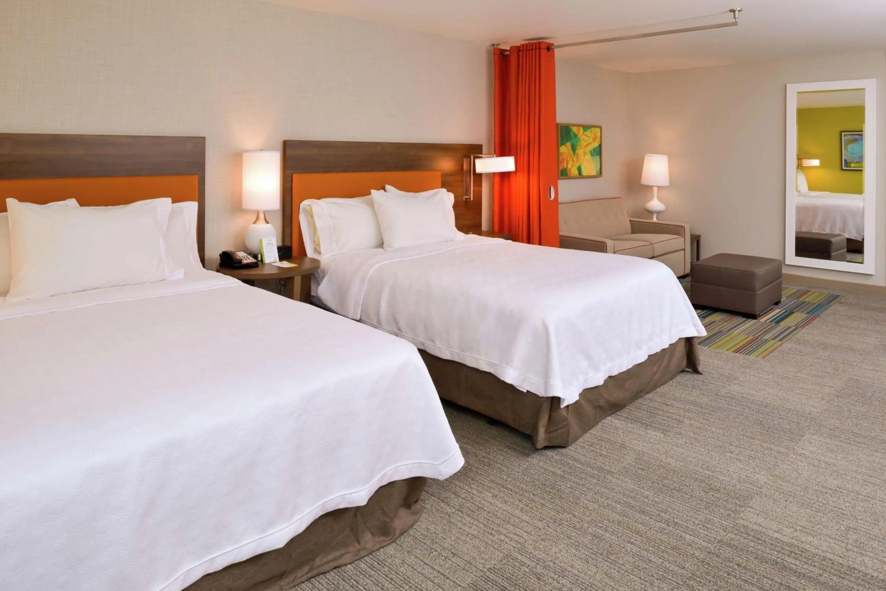 Living room, Bed in Home2 Suites By Hilton Merrillville