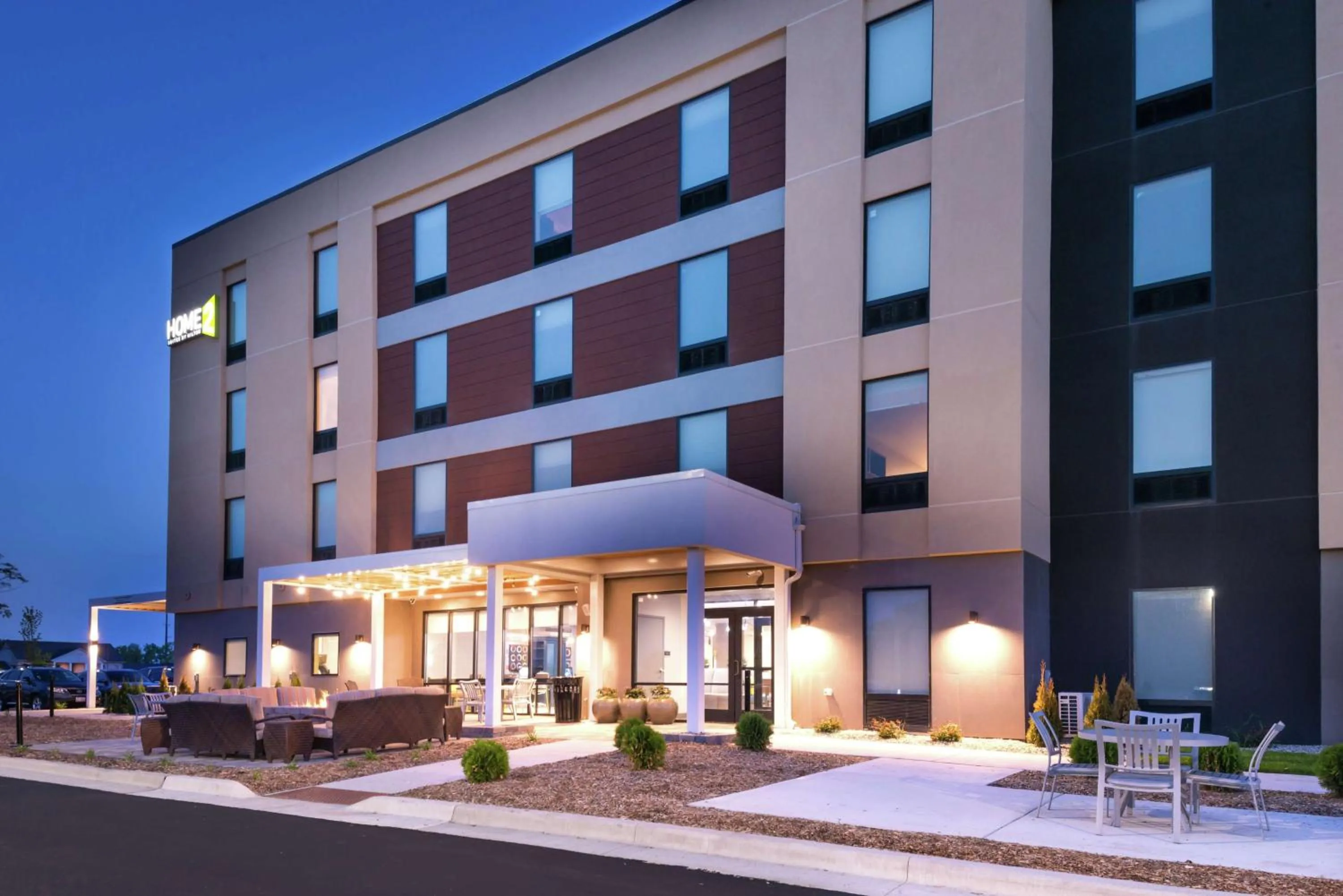 Property building in Home2 Suites By Hilton Merrillville