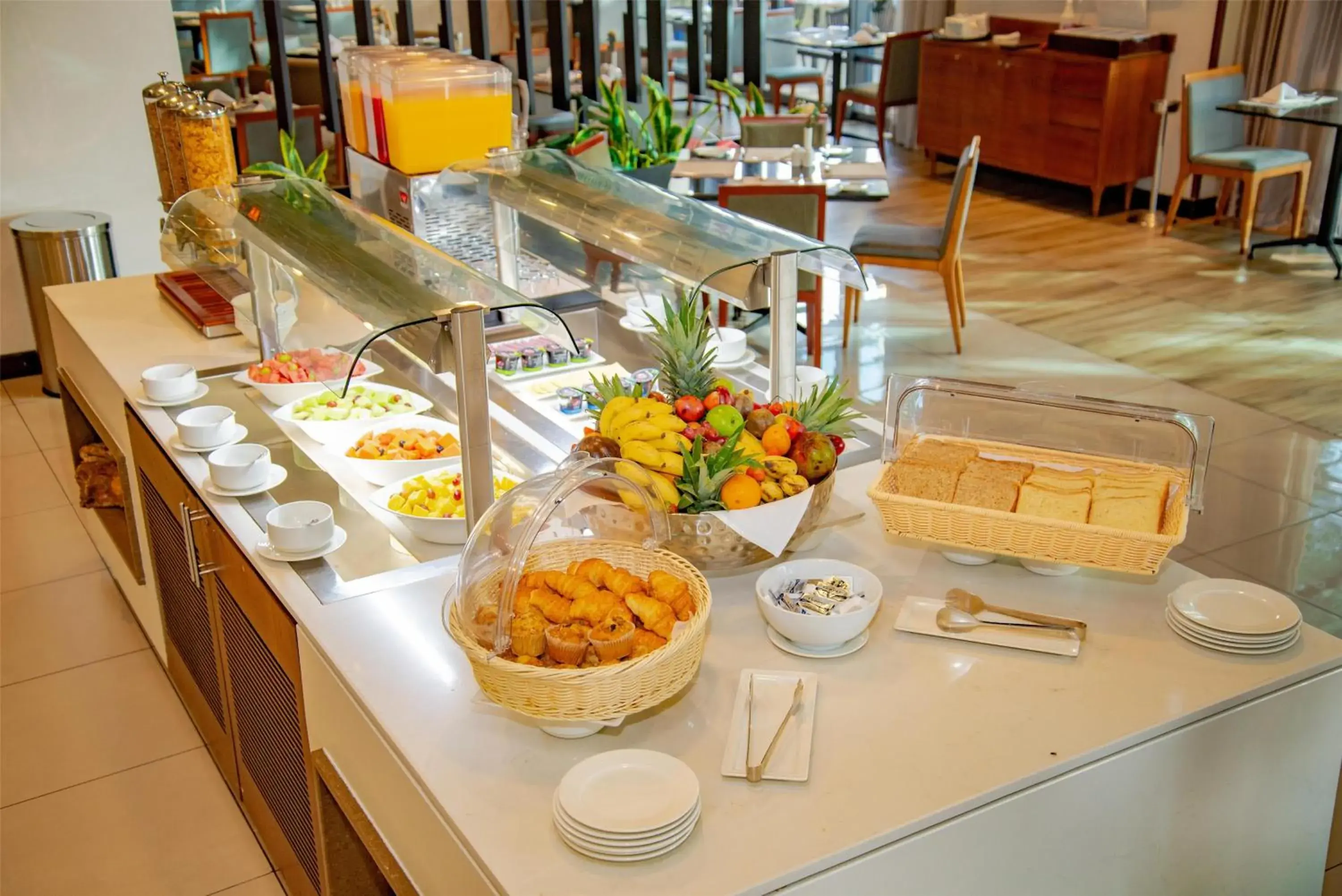 Restaurant/places to eat in Hilton Garden Inn Nairobi Airport Restaurant/places to eat in Hilton Garden Inn Nairobi Airport