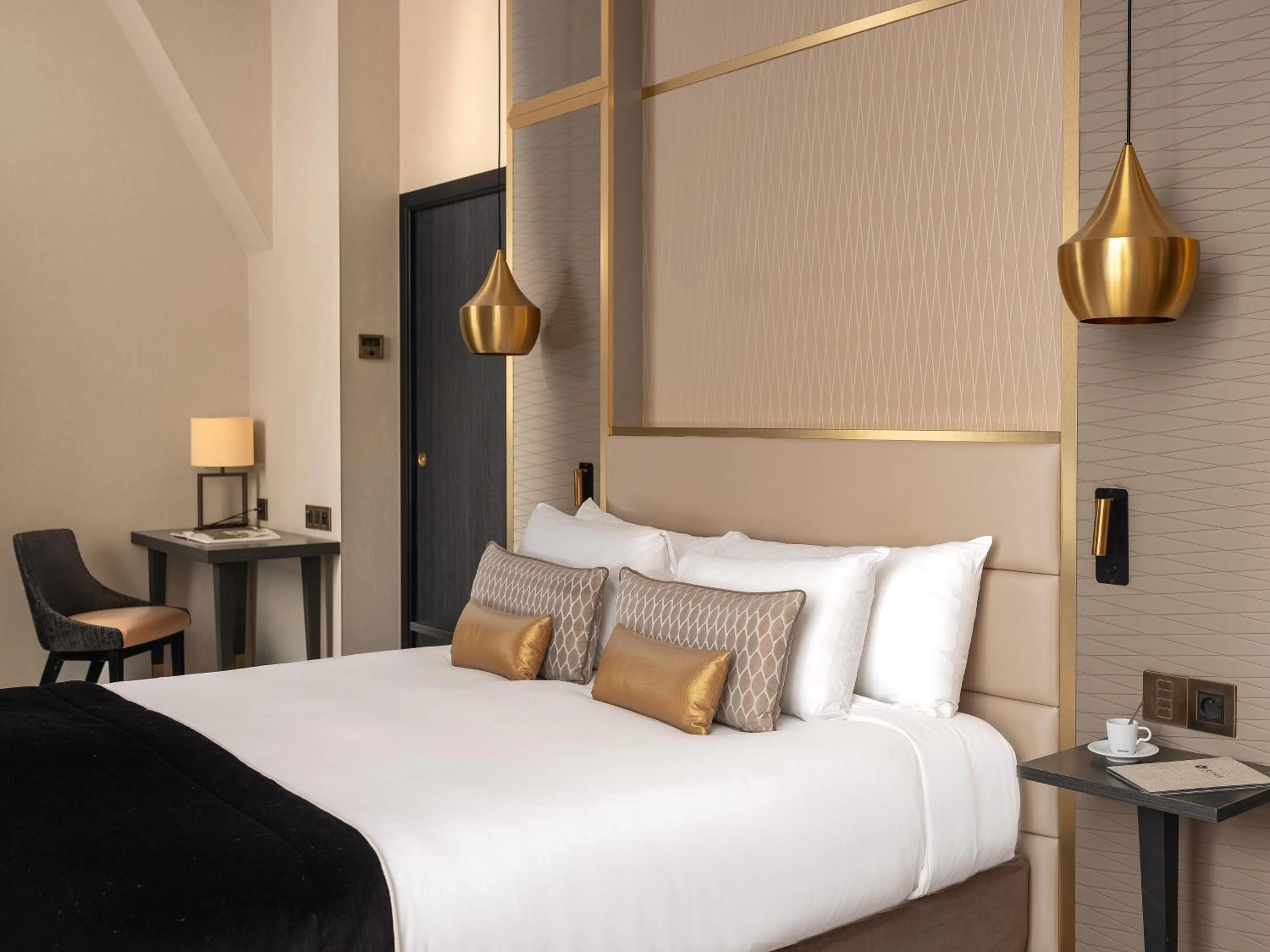 Bedroom, Bed in Niepce Paris, Curio Collection By Hilton