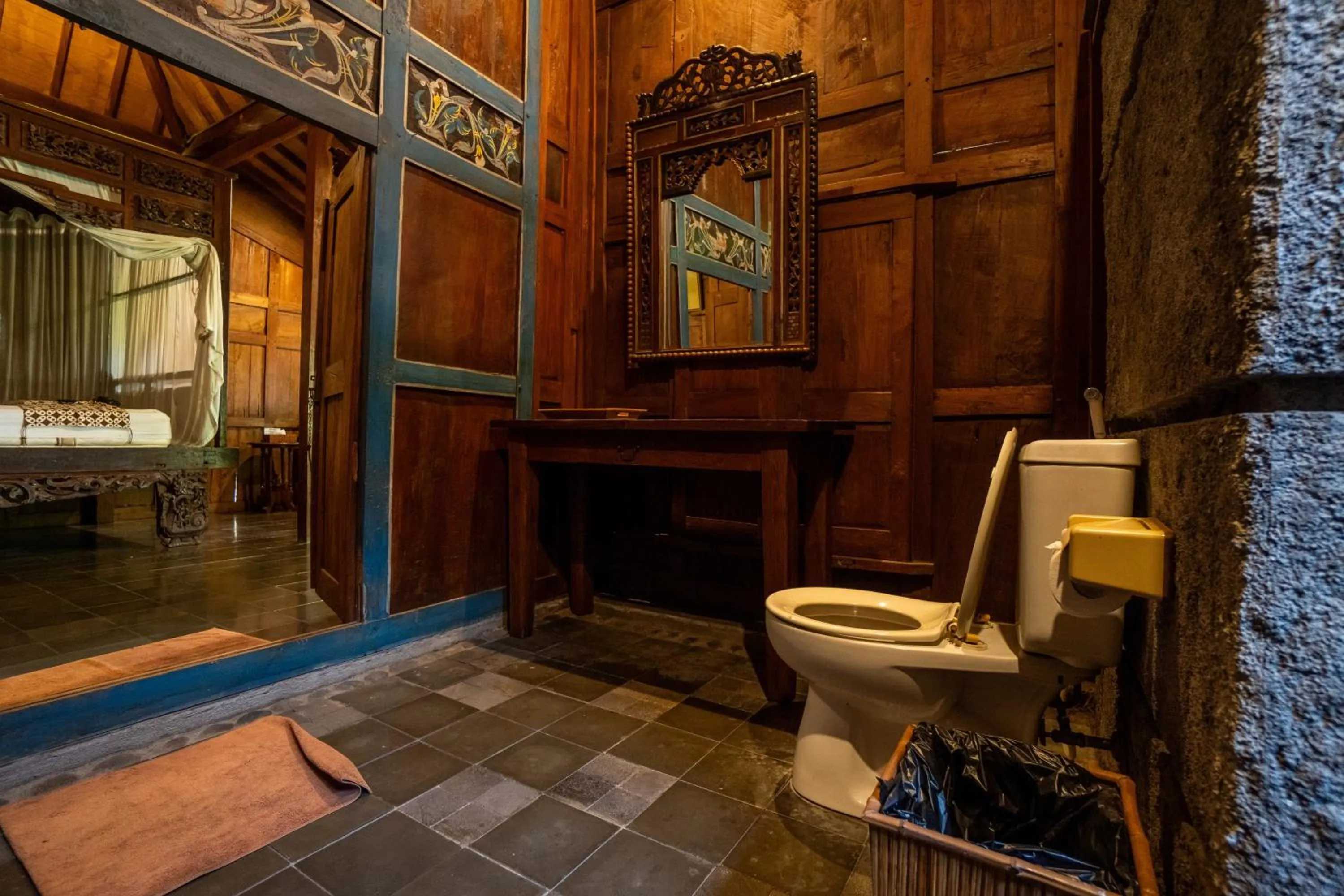 Tembi - Historical Home