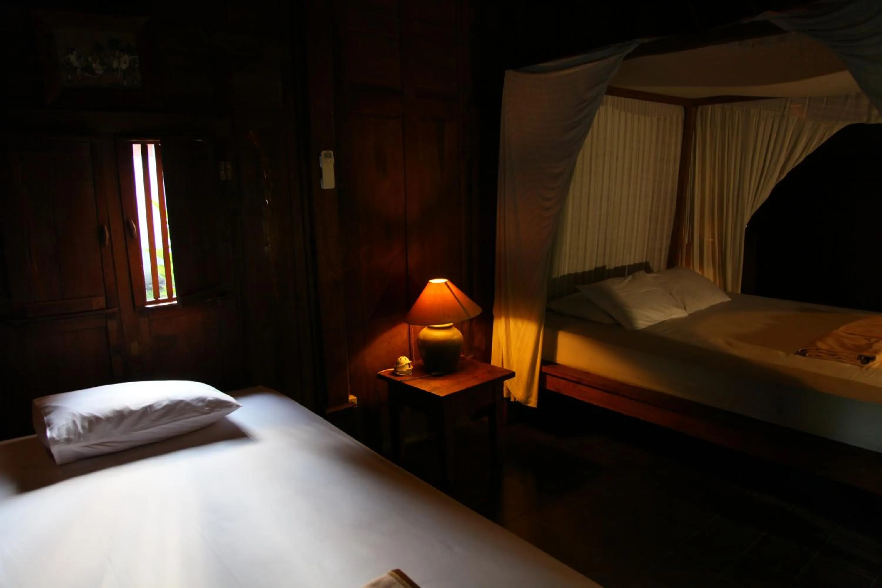 Bed in Tembi - Historical Home