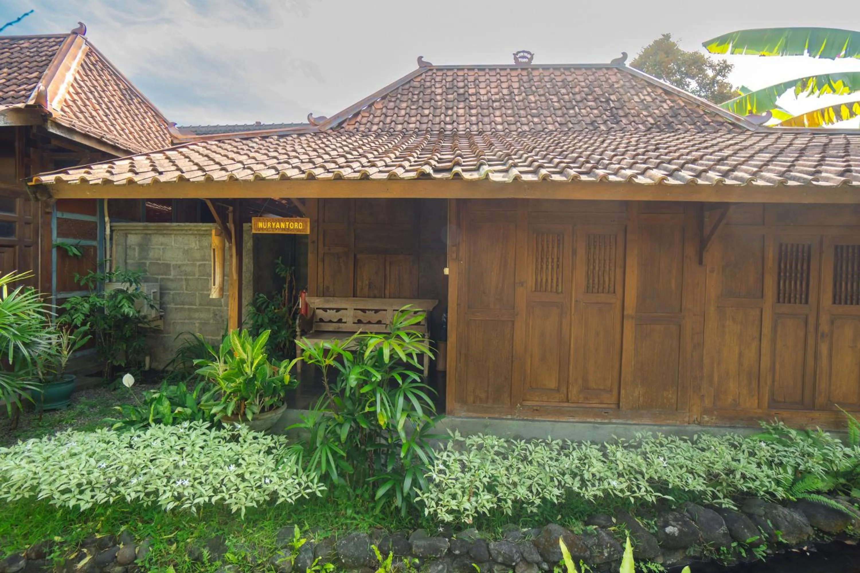 Tembi - Historical Home