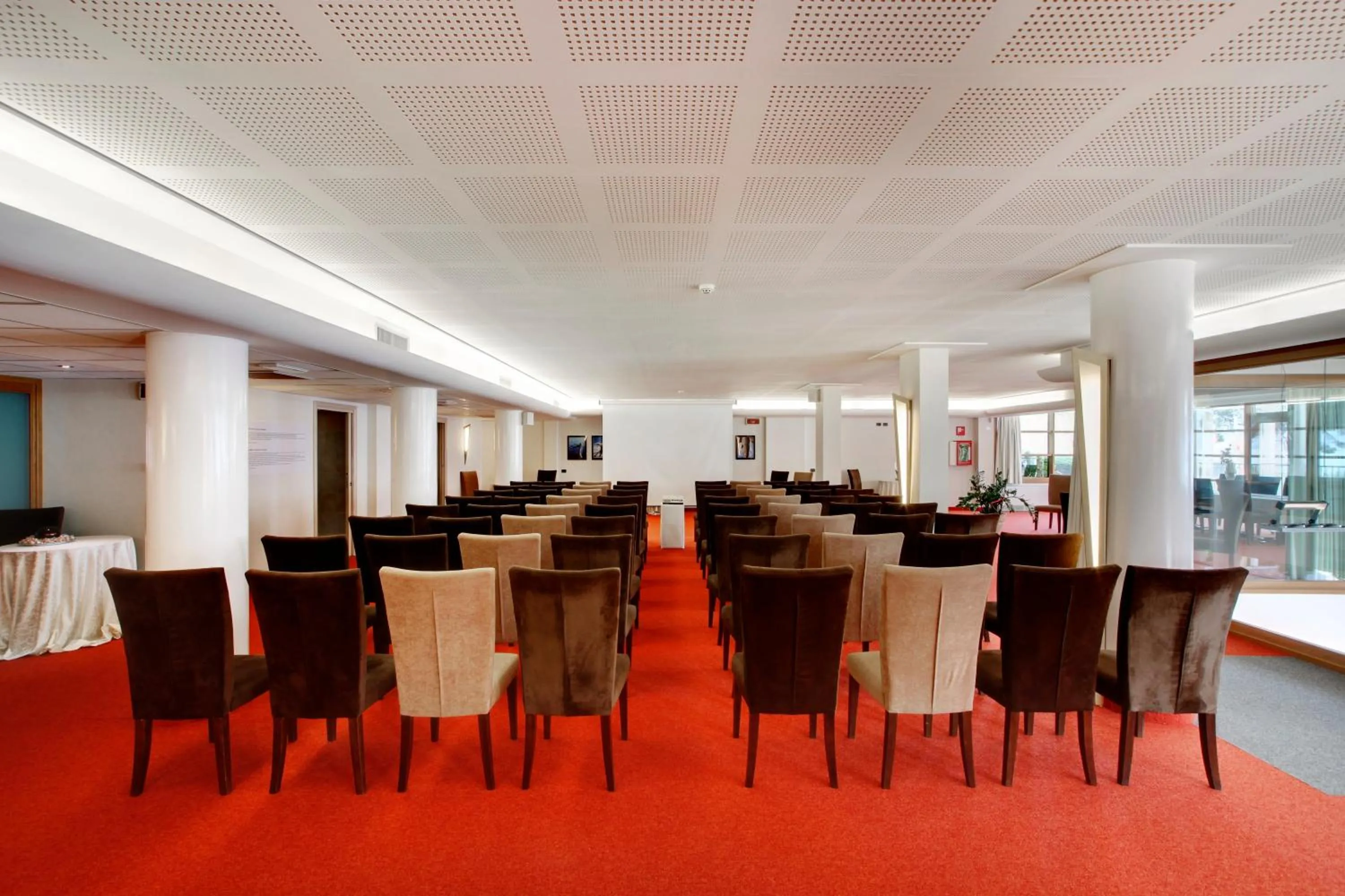 Business facilities in Cocca Hotel Royal Thai Spa