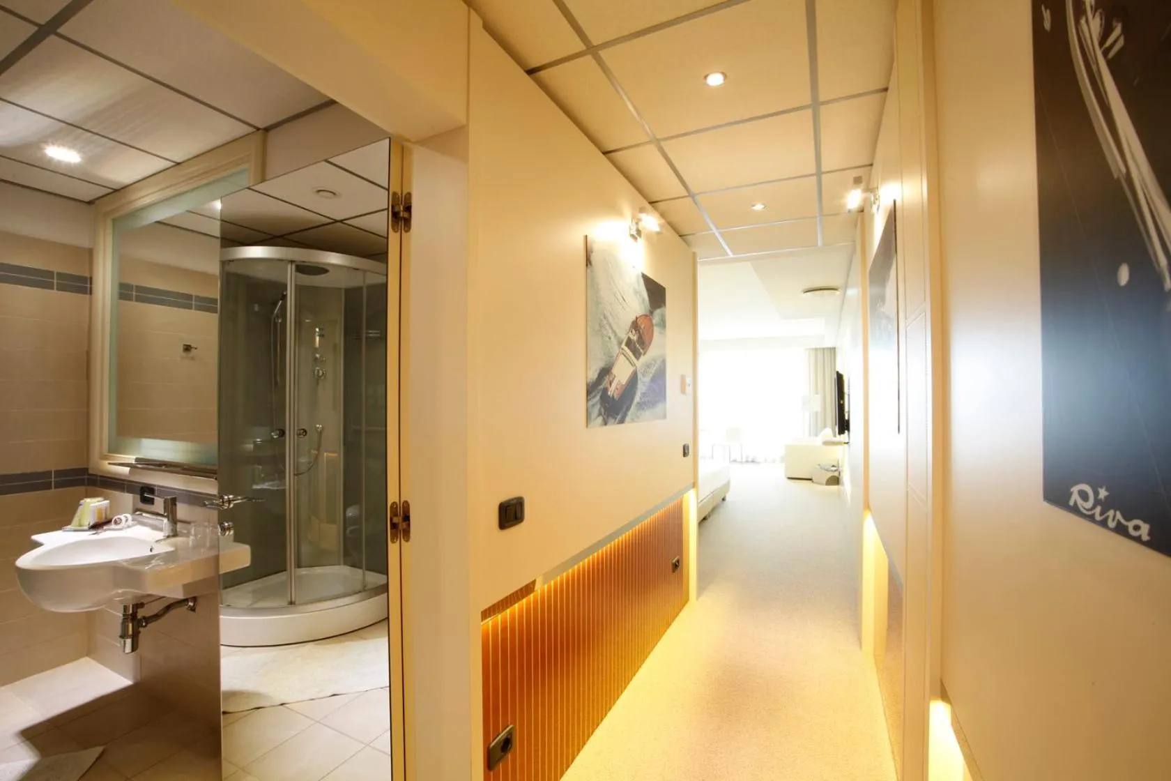 Photo of the whole room in Cocca Hotel Royal Thai Spa