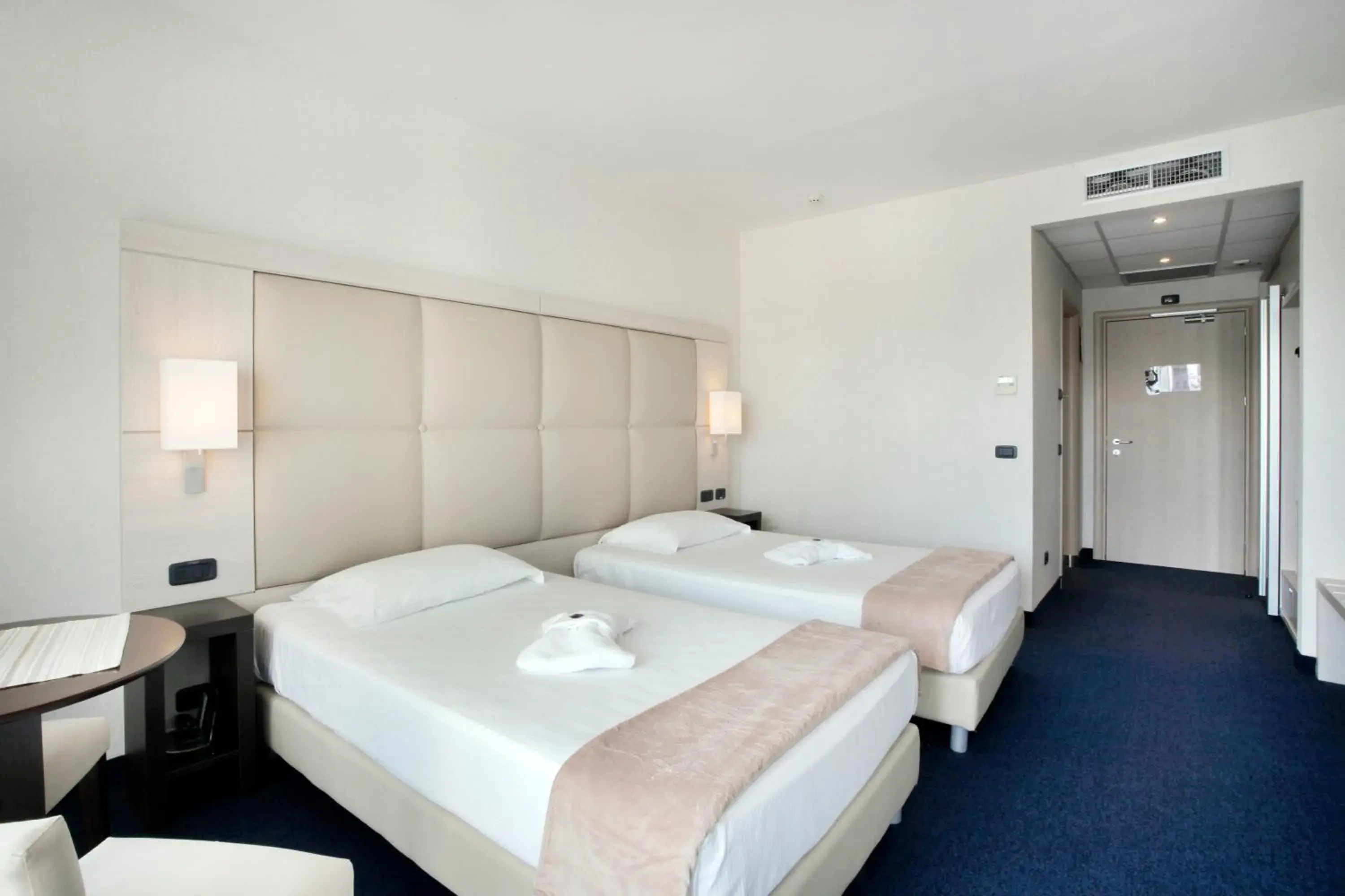 Double or Twin Room with Balcony - single occupancy - Disability Access in Cocca Hotel Royal Thai Spa Double or Twin Room with Balcony - single occupancy - Disability Access in Cocca Hotel Royal Thai Spa