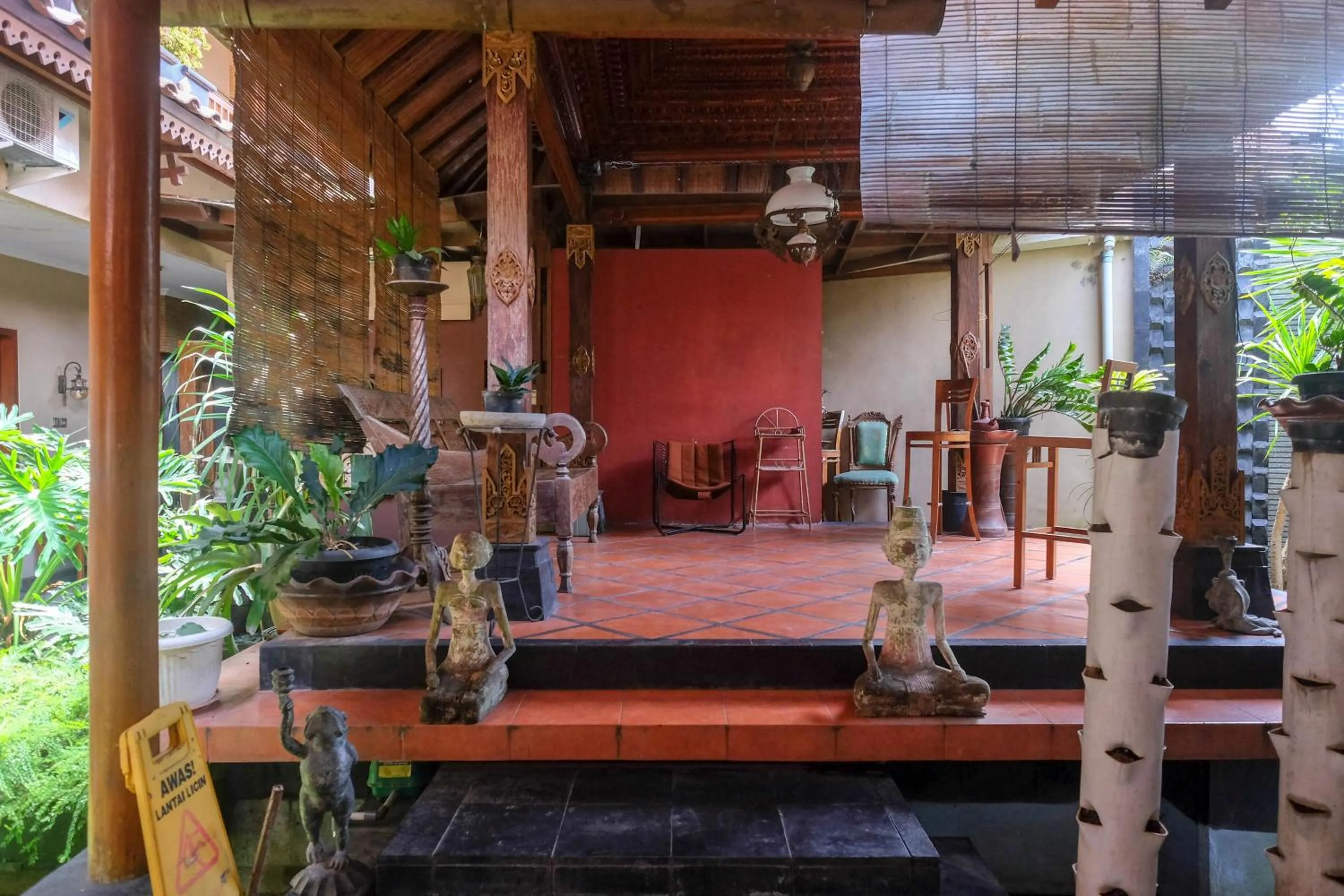 Property building in Urbanview Omah Eka Santi by RedDoorz