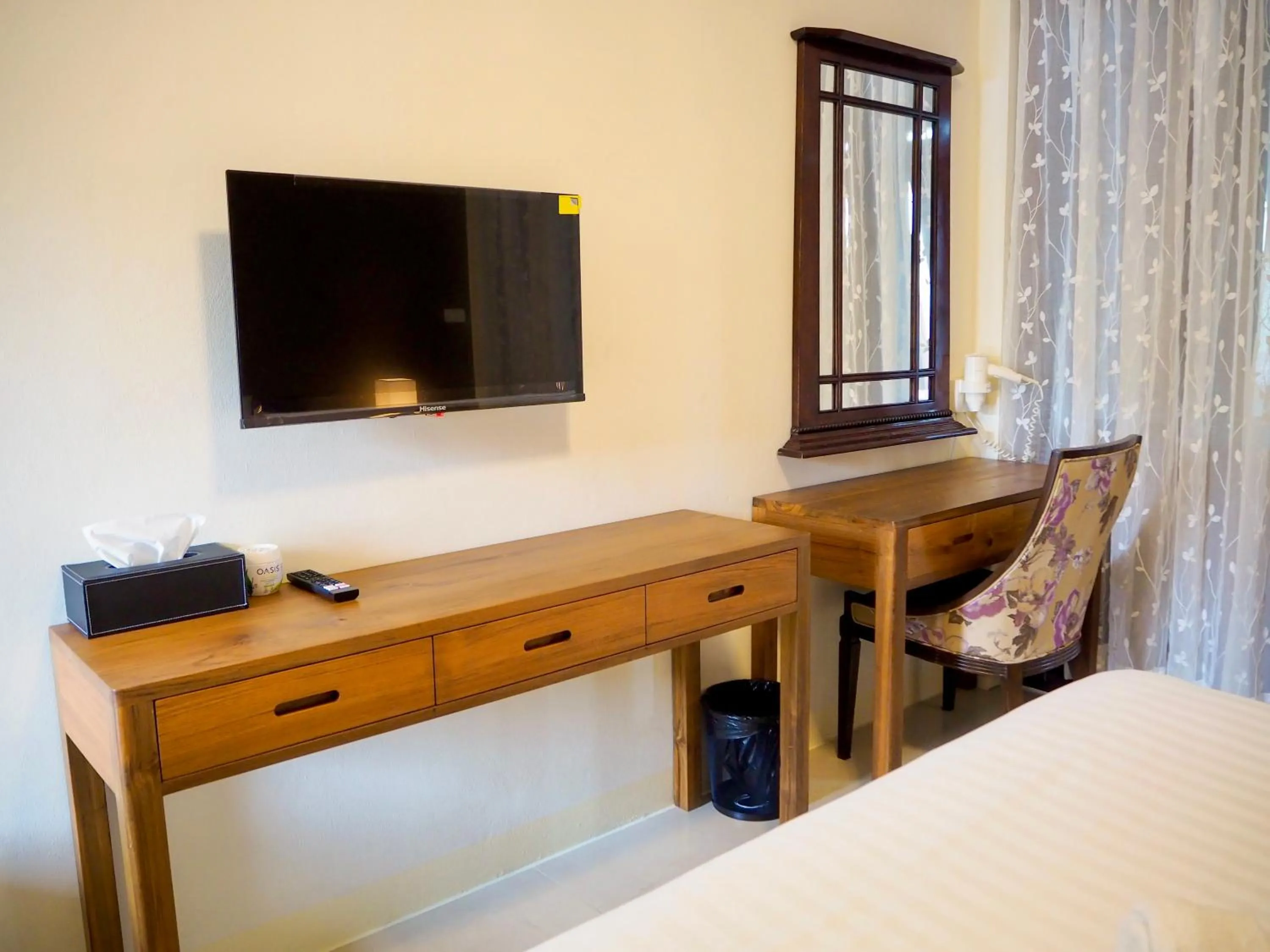 TV and multimedia, Bed in Baan Dan Ta Wan Nuea