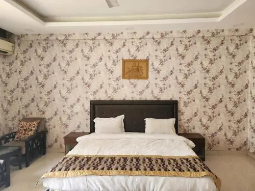 Regal Resort