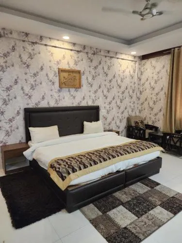Regal Resort