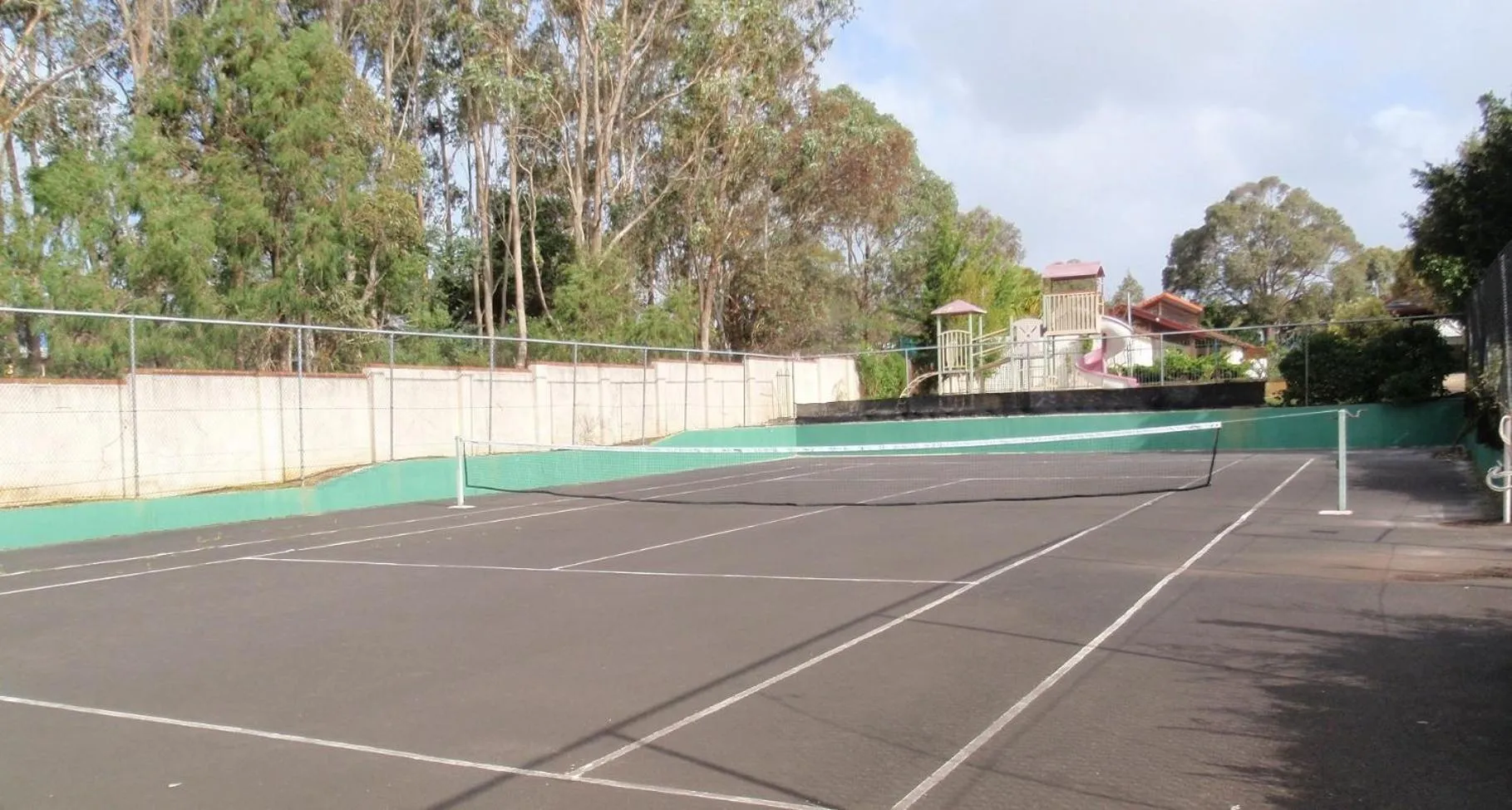 Tennis court in Margaret River Resort
