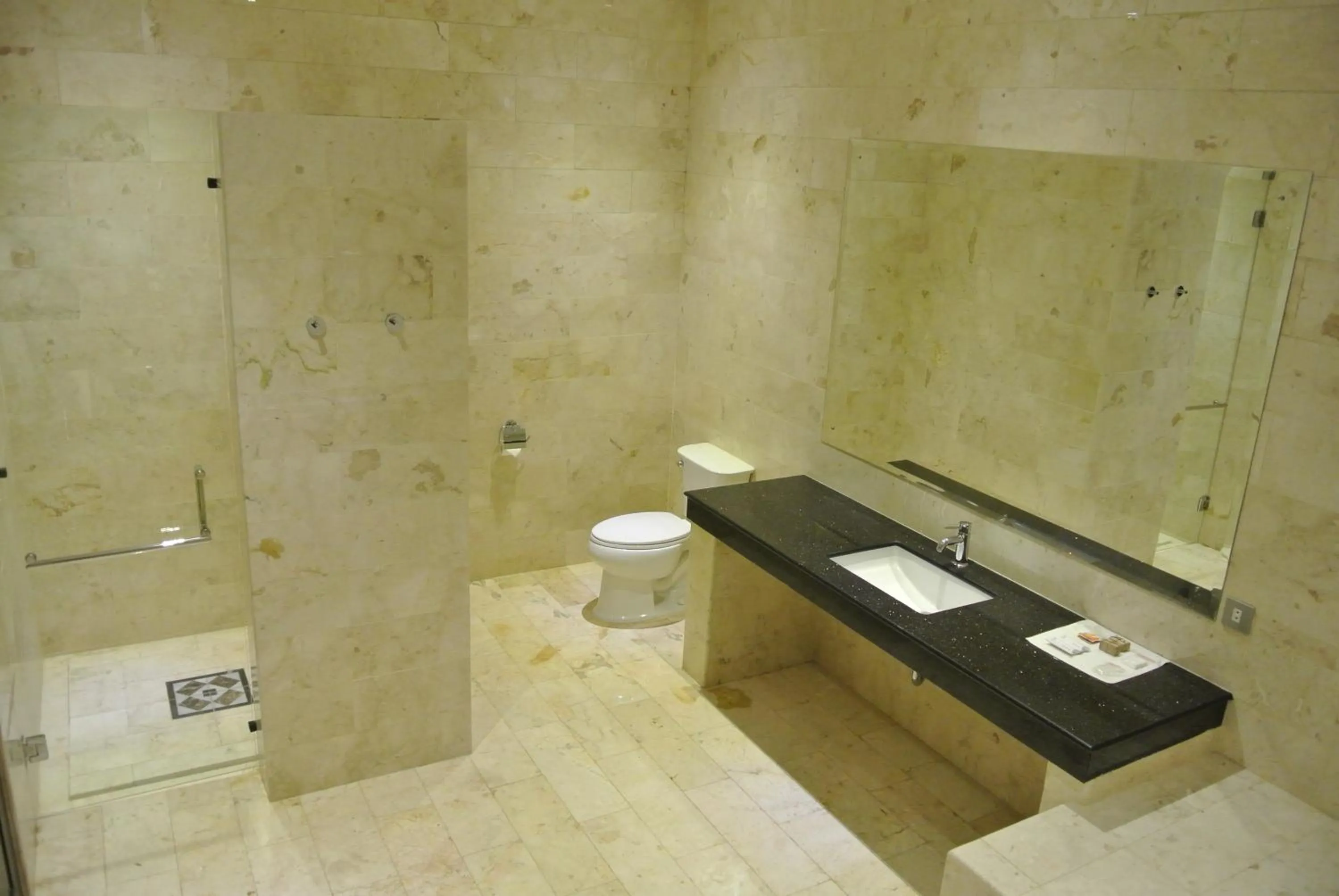 Bathroom in Anginsepoi