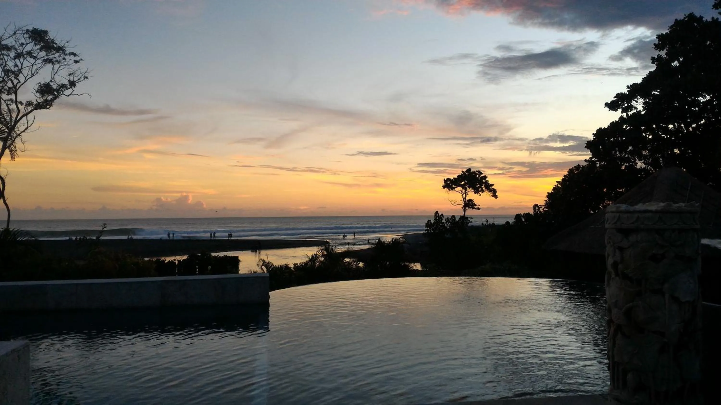 Swimming pool in Anginsepoi