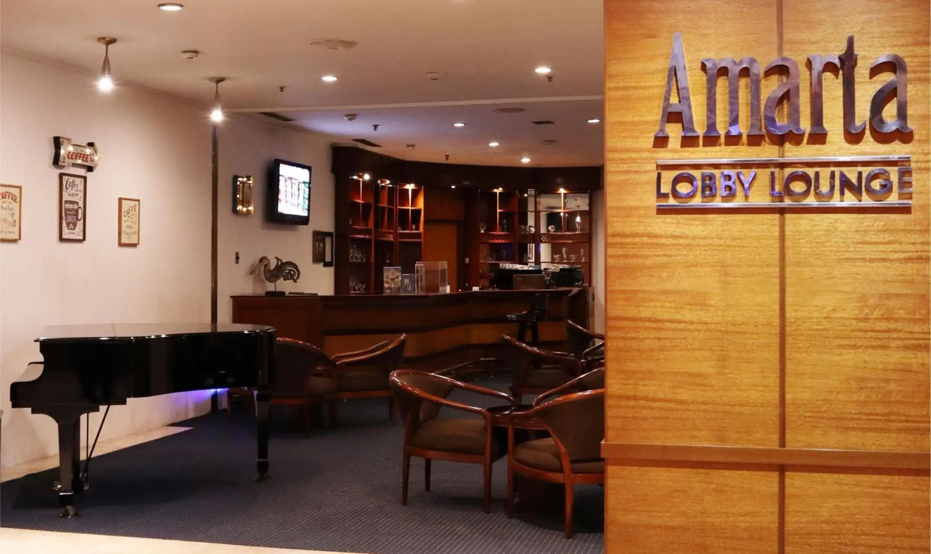 Restaurant/places to eat in Hotel Santika Premiere Semarang Restaurant/places to eat in Hotel Santika Premiere Semarang