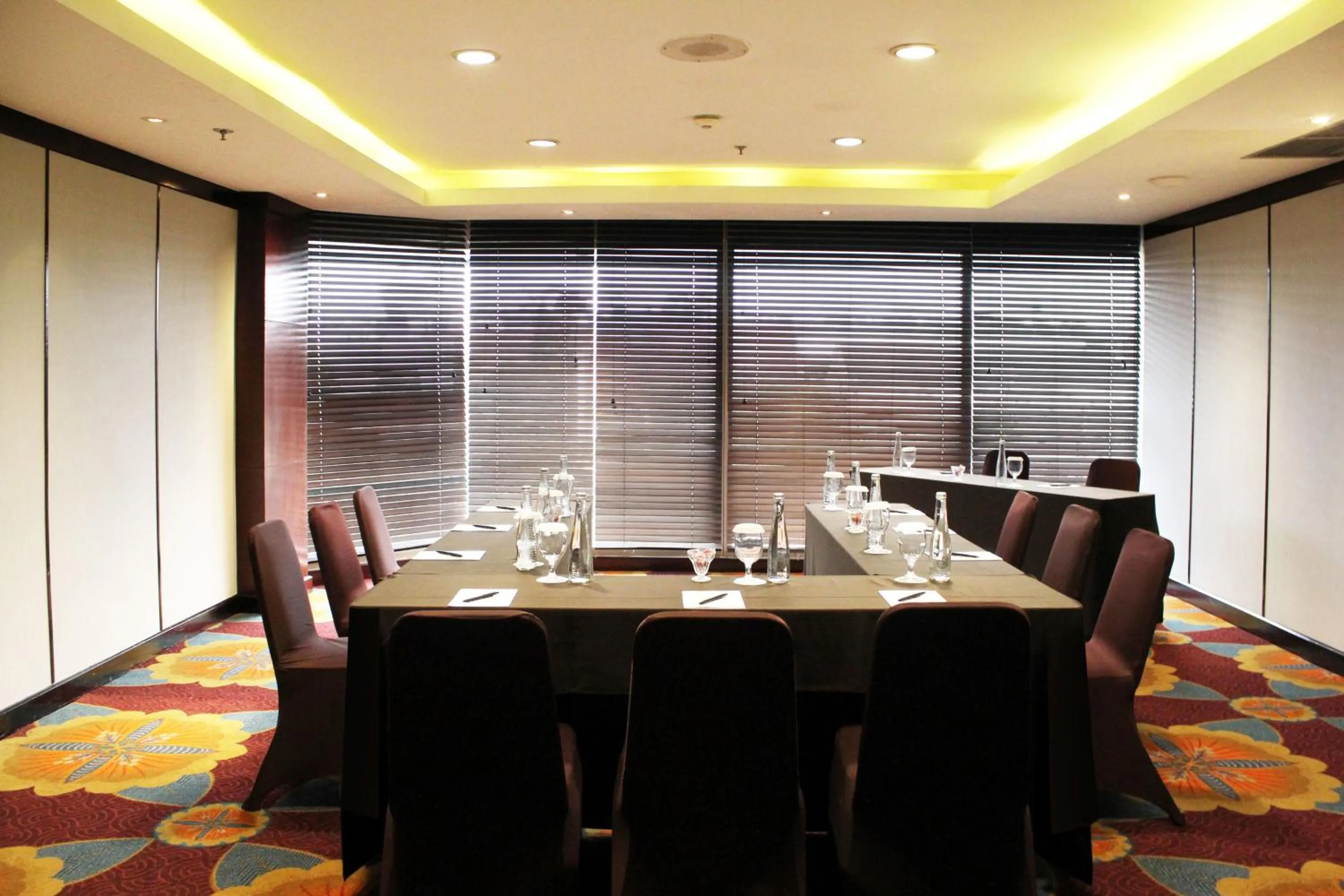 Meeting/conference room in Hotel Santika Premiere Semarang
