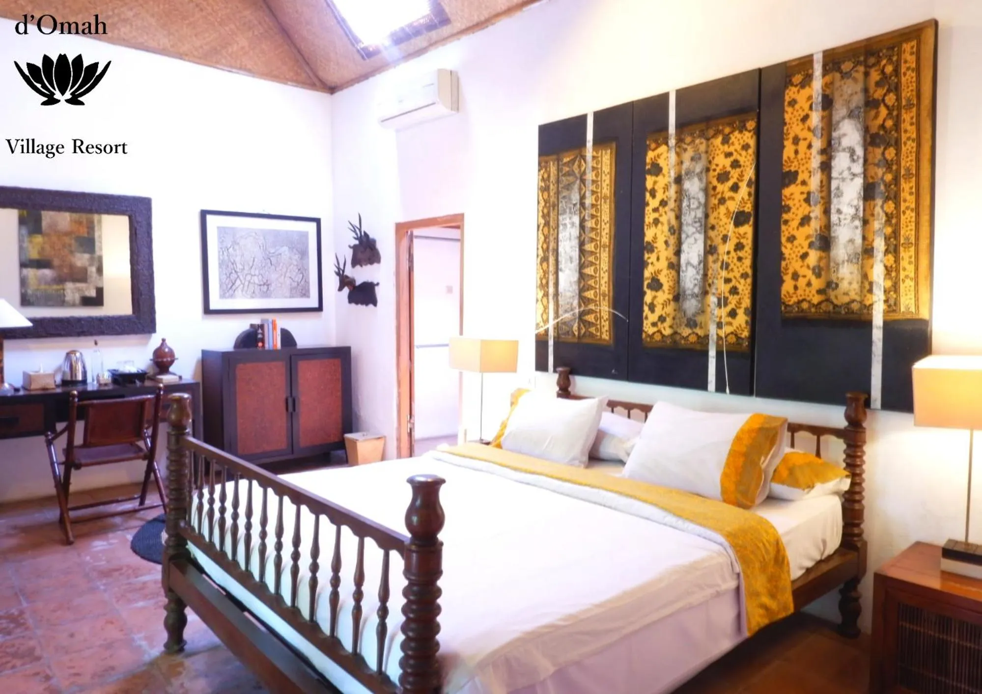 Bedroom, Bed in D'omah Yogya Hotel