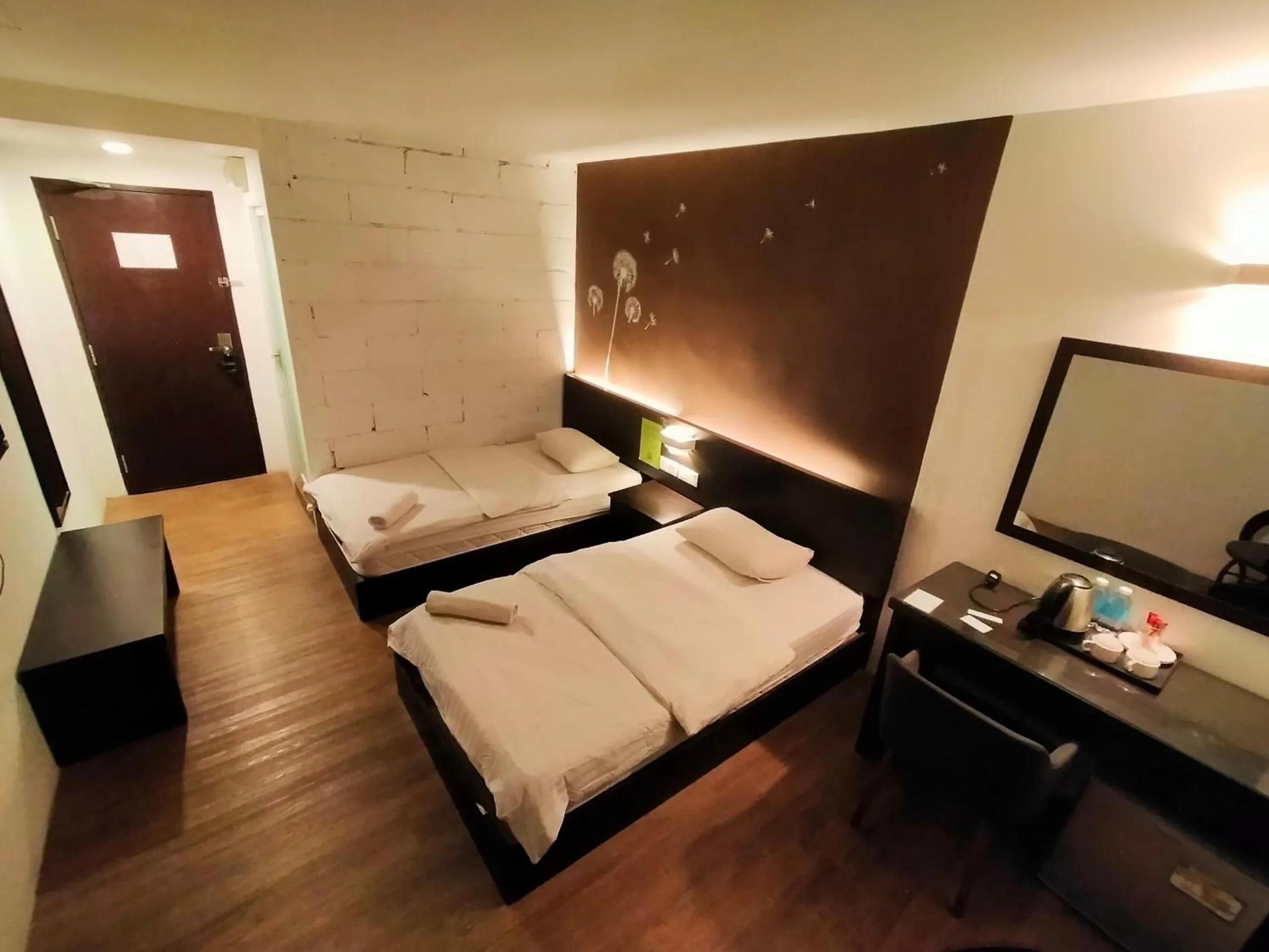 Bedroom, Bed in The Grace Hotel