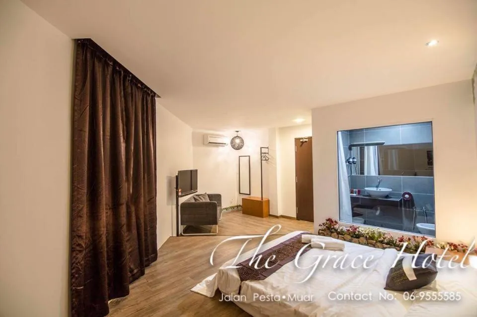 Bedroom, Bed in The Grace Hotel