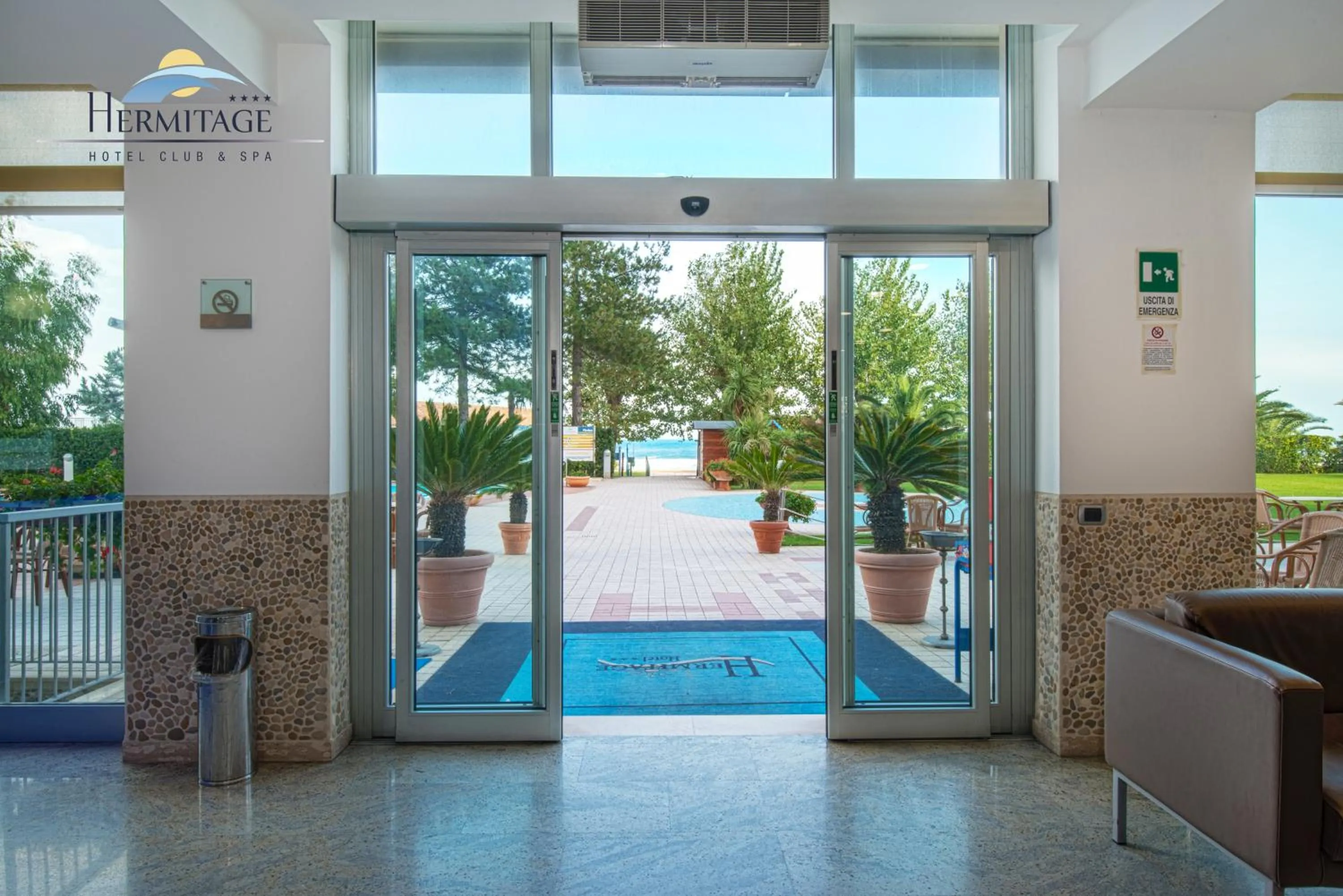 Area and facilities in Hermitage Hotel